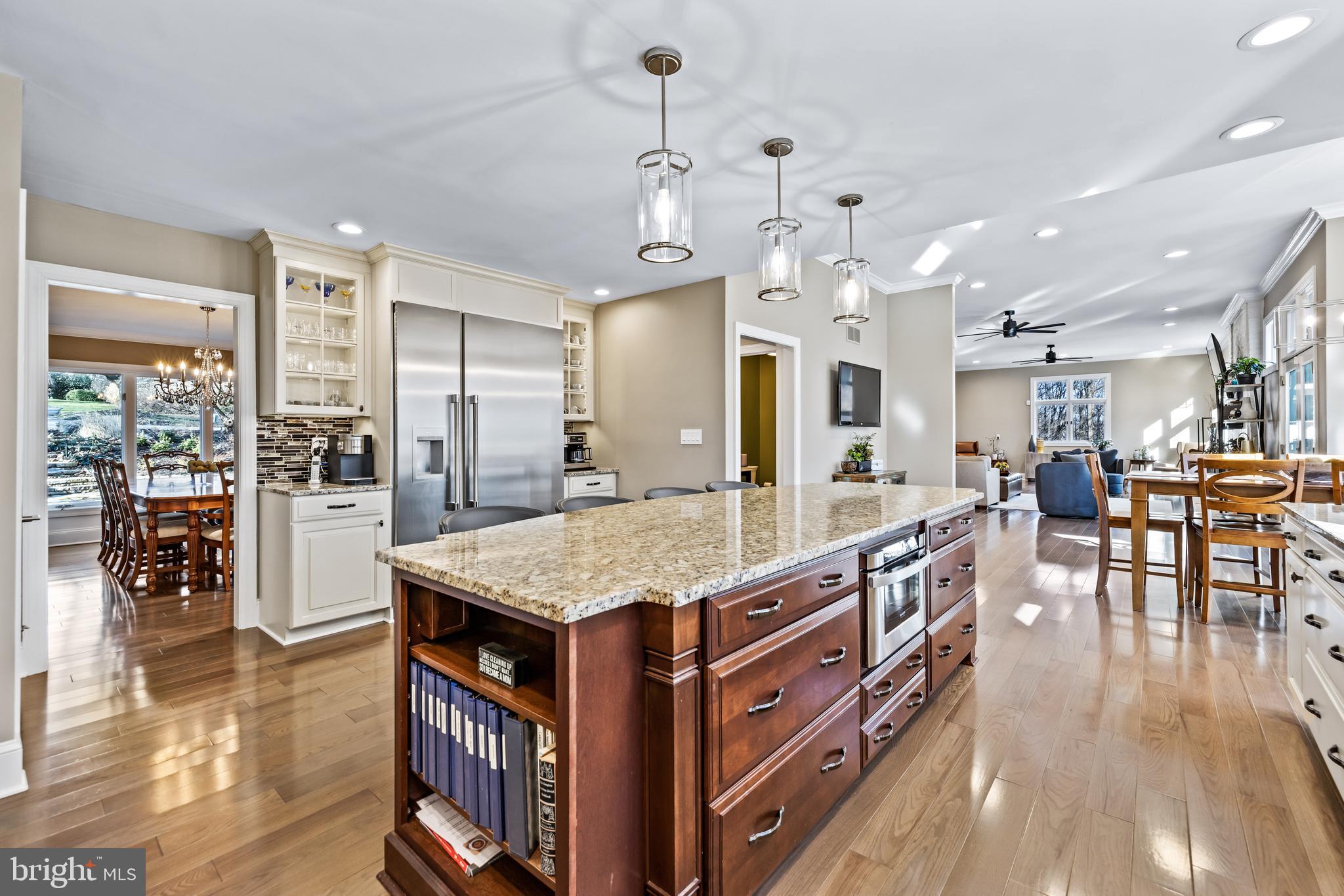 ESTATES AT WORTHINGTON - Residential