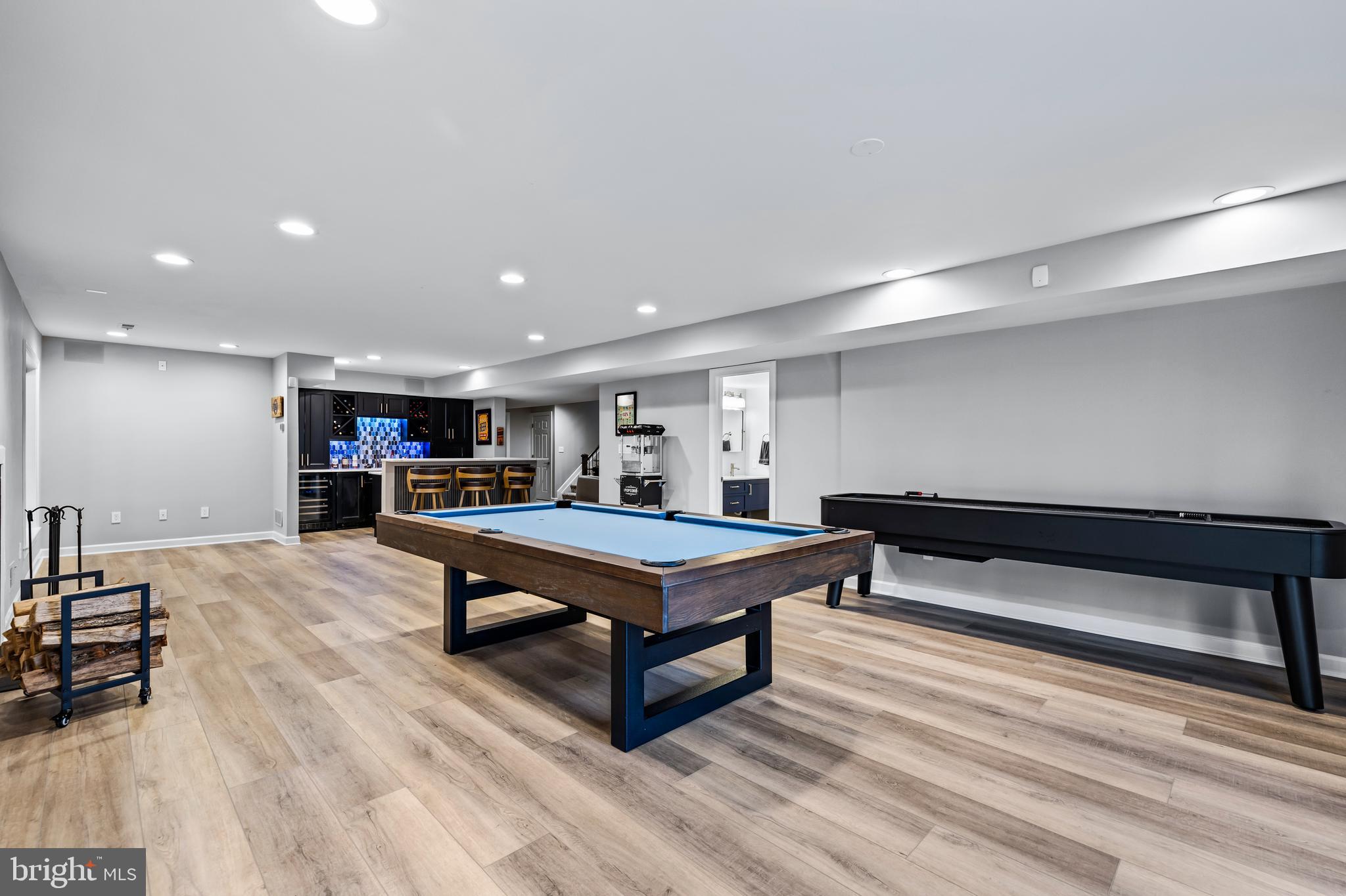 ESTATES AT WORTHINGTON - Residential