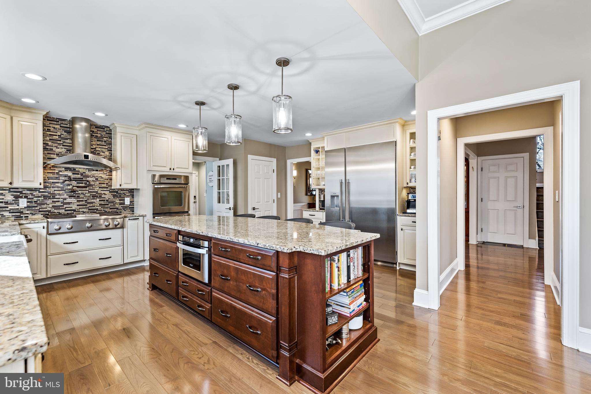 ESTATES AT WORTHINGTON - Residential