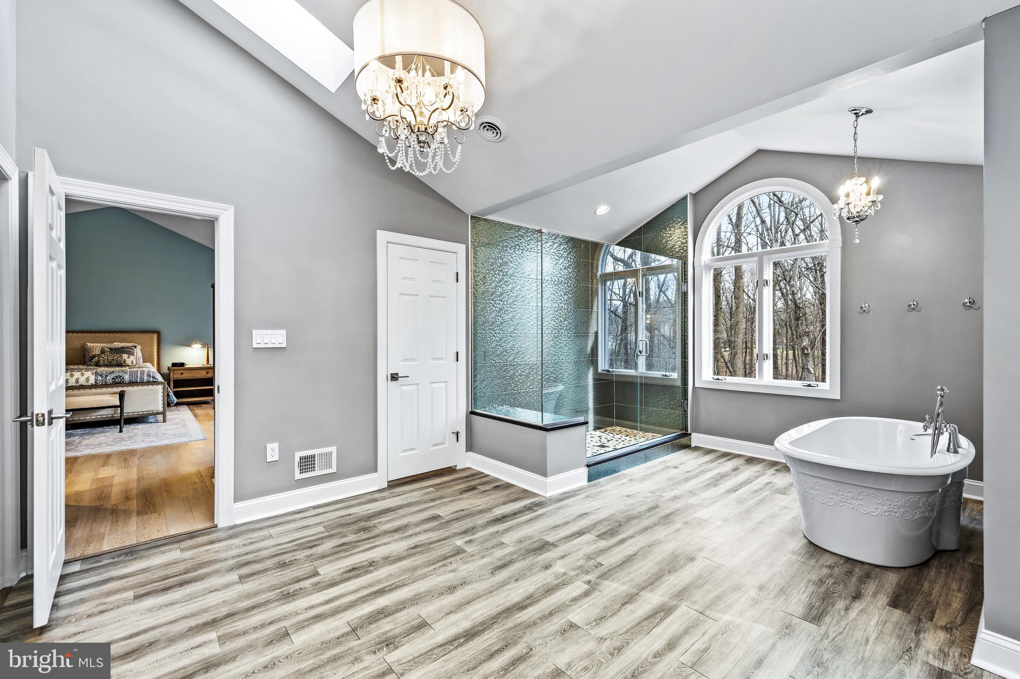 ESTATES AT WORTHINGTON - Residential