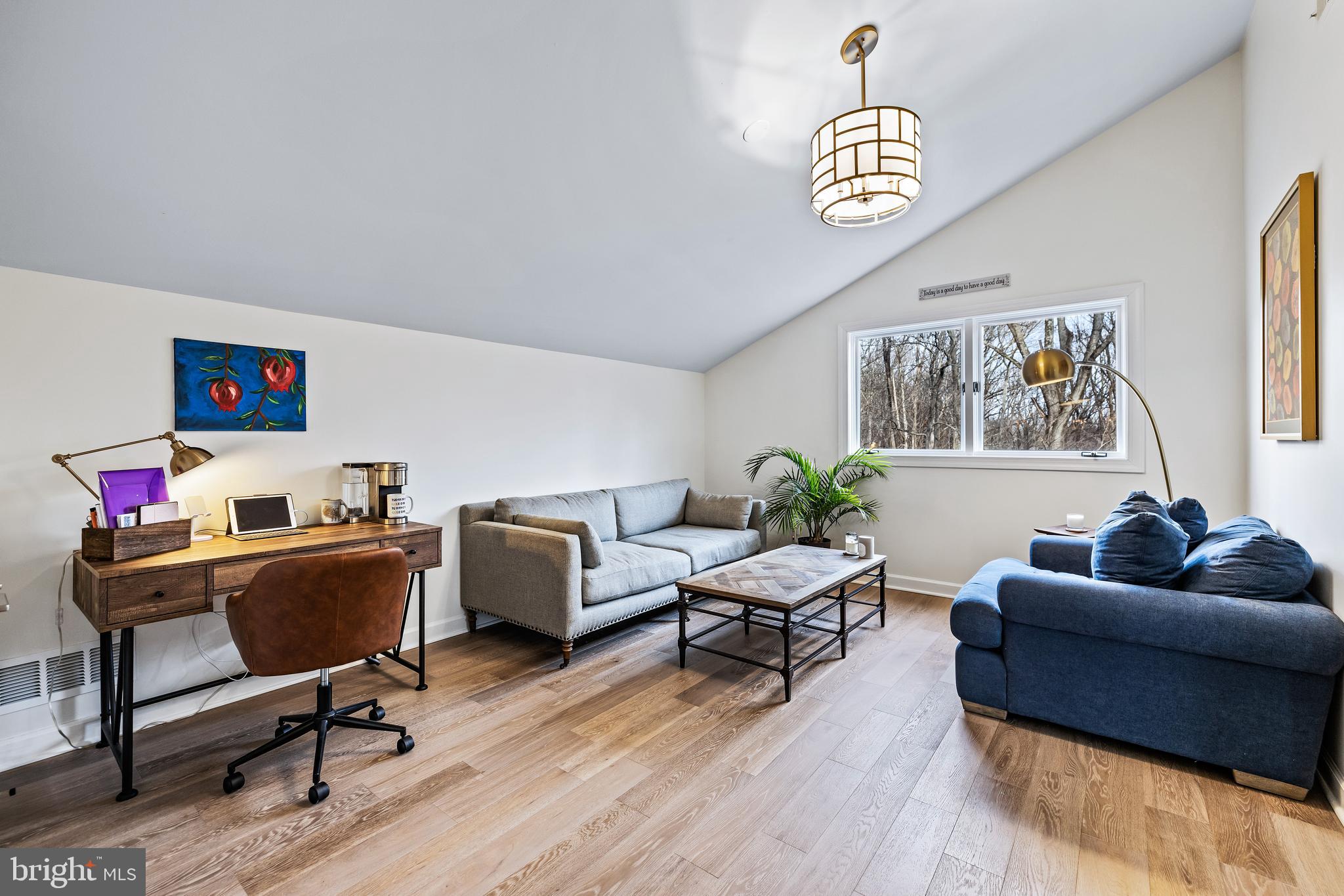 ESTATES AT WORTHINGTON - Residential