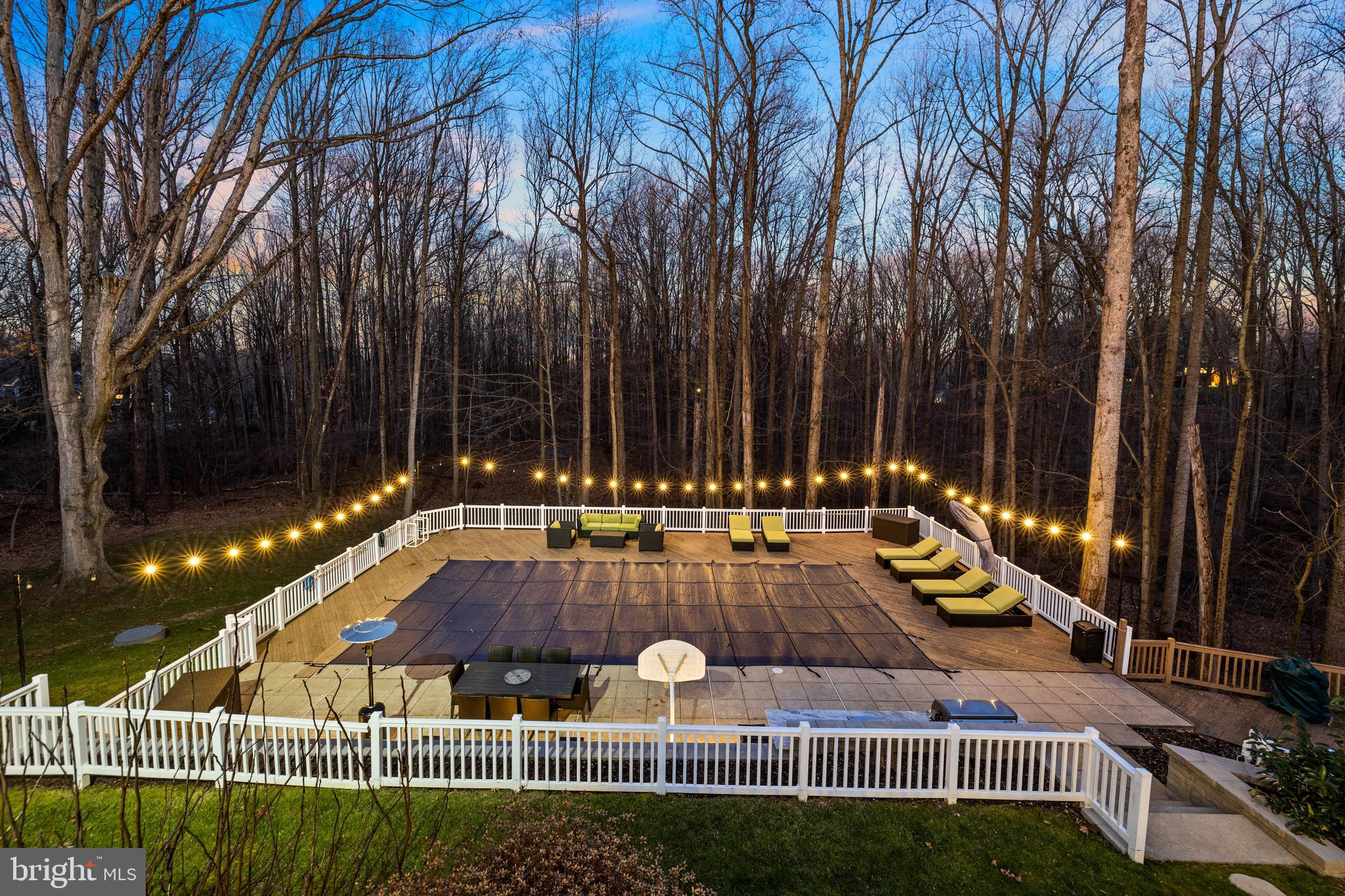 ESTATES AT WORTHINGTON - Residential