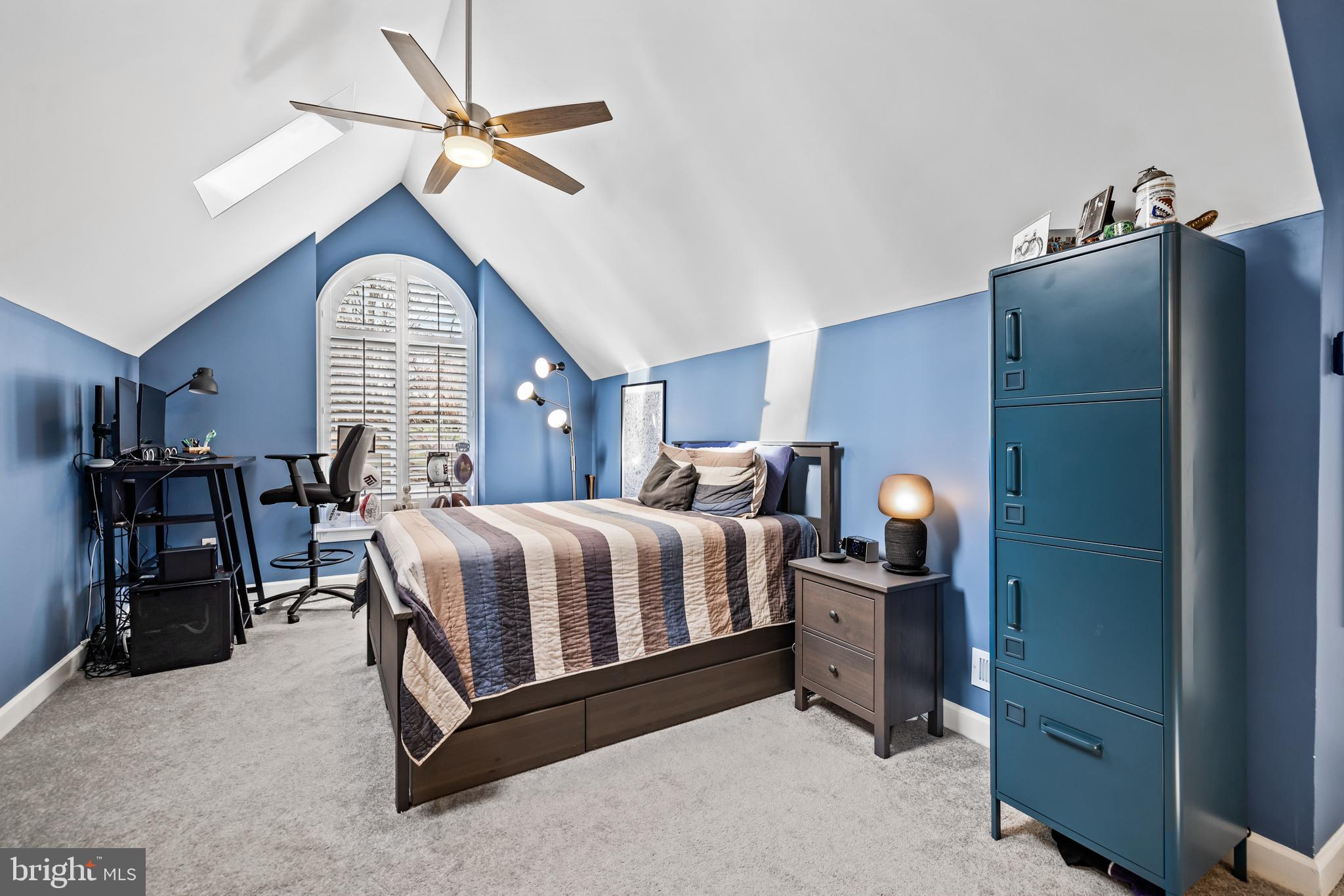 ESTATES AT WORTHINGTON - Residential