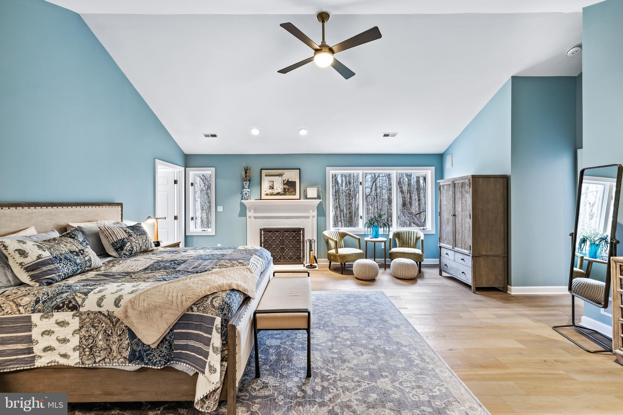 ESTATES AT WORTHINGTON - Residential