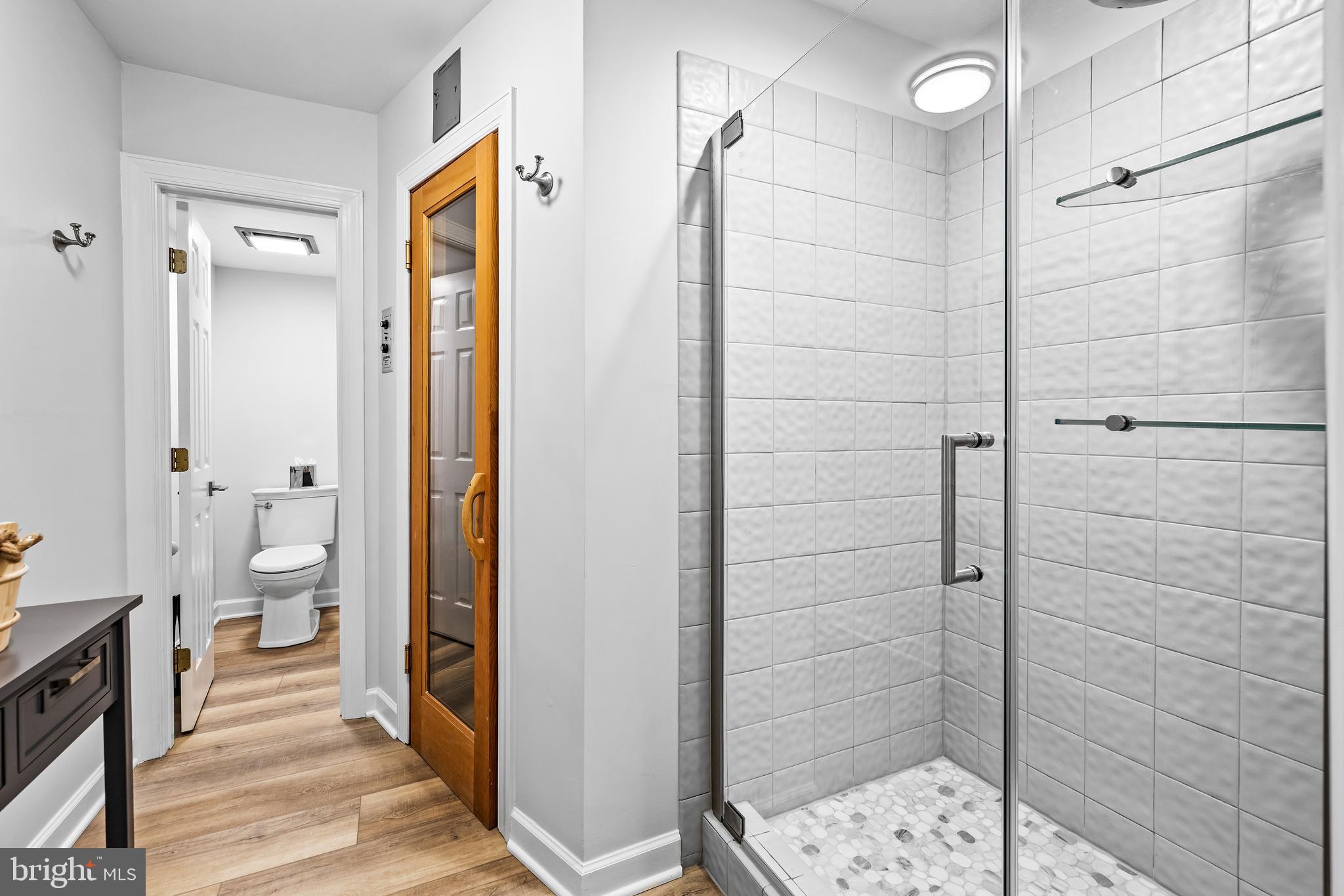 ESTATES AT WORTHINGTON - Residential