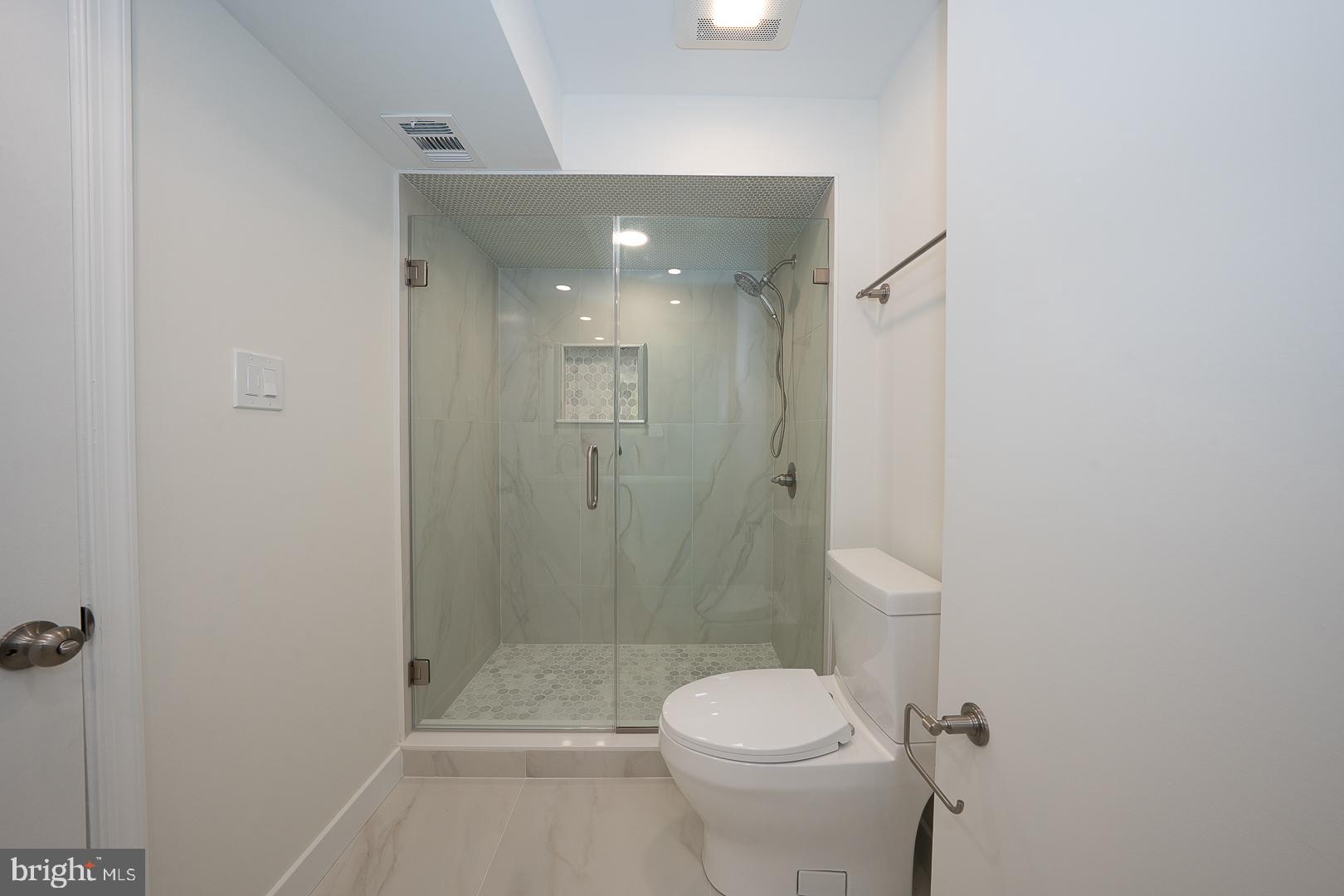 ARDMORE - Residential Lease