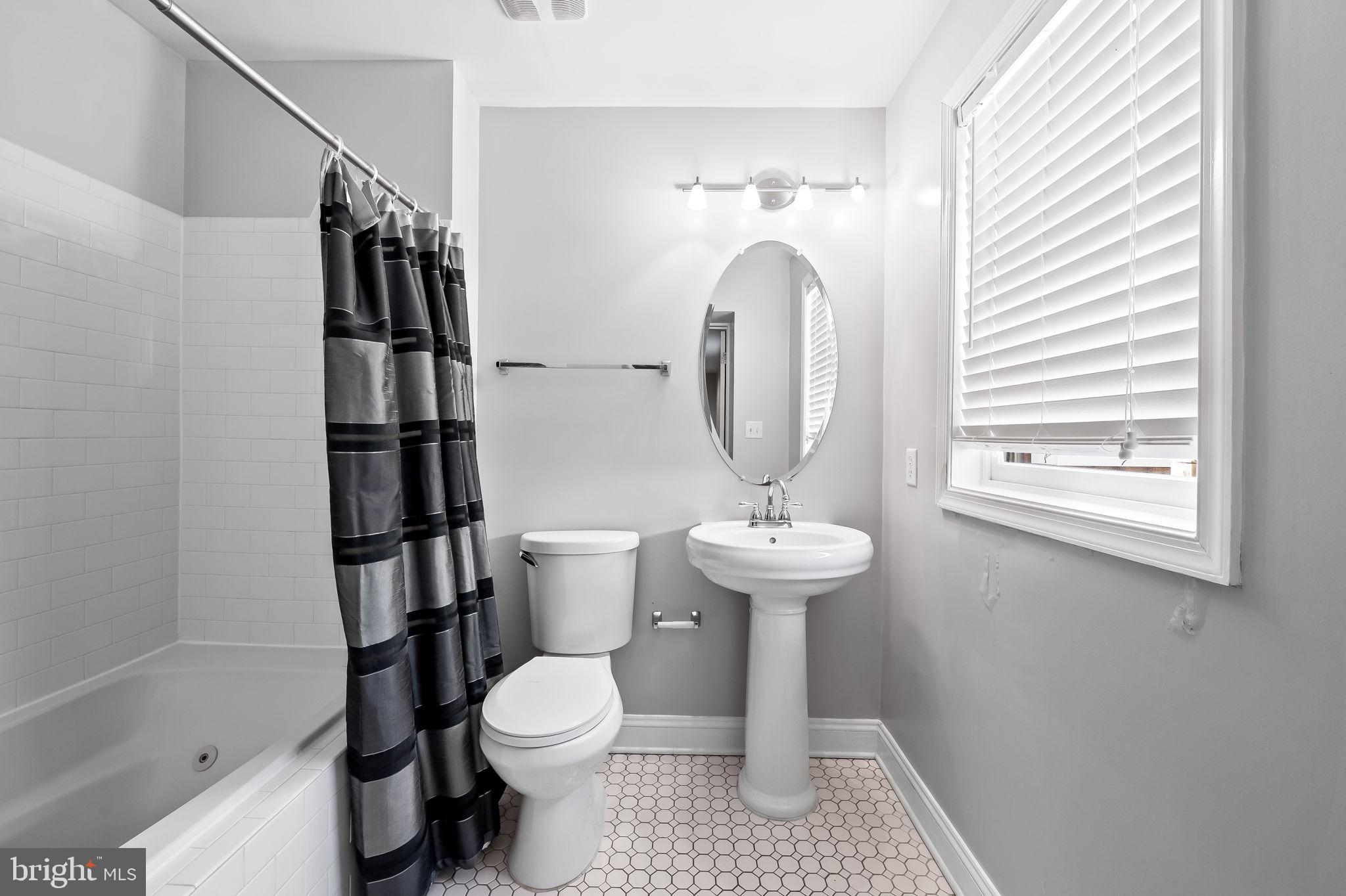 BUTCHERS HILL - Residential