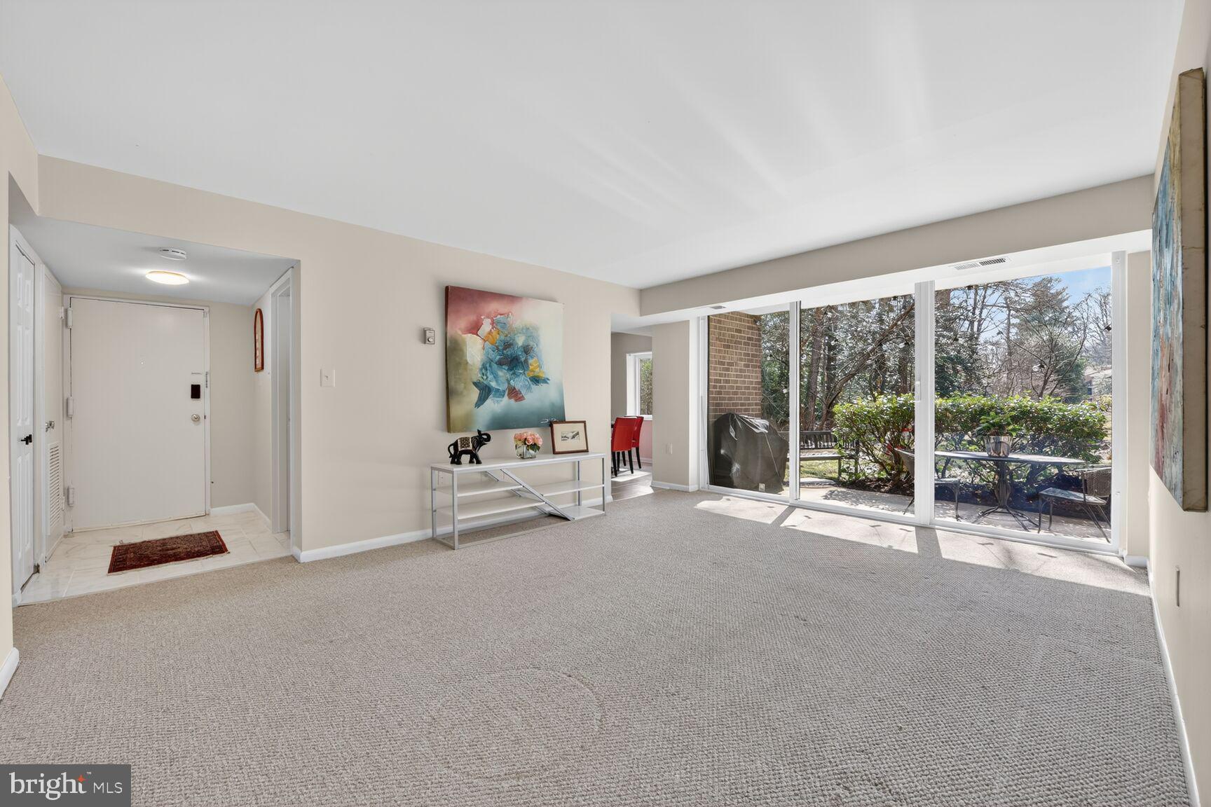 1407 NORTHGATE SQUARE 7/2C