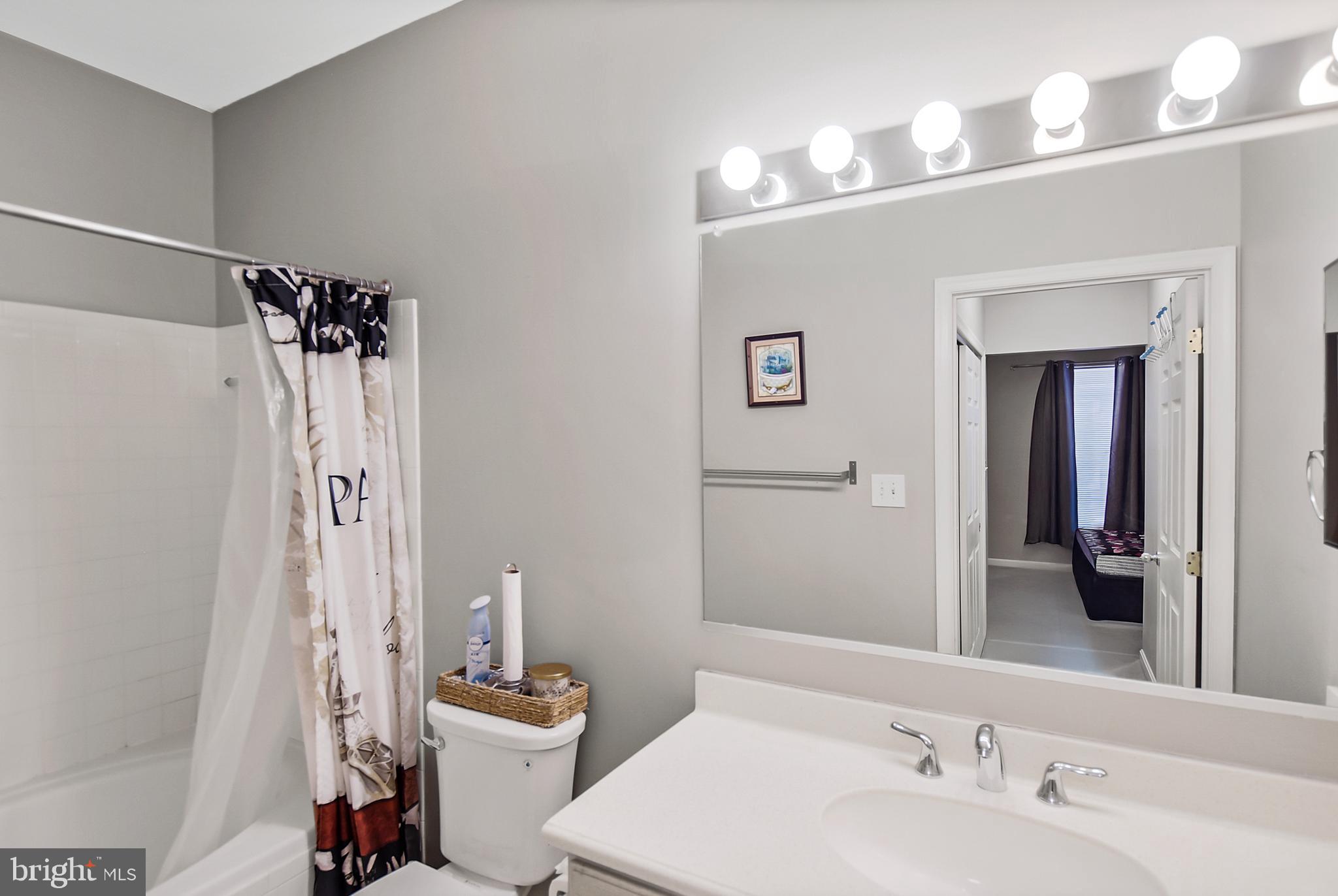 HOLLINGTON - Residential Lease