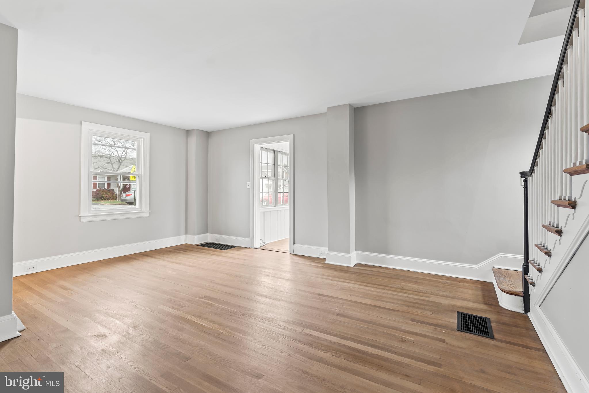 HALFWAY - Residential