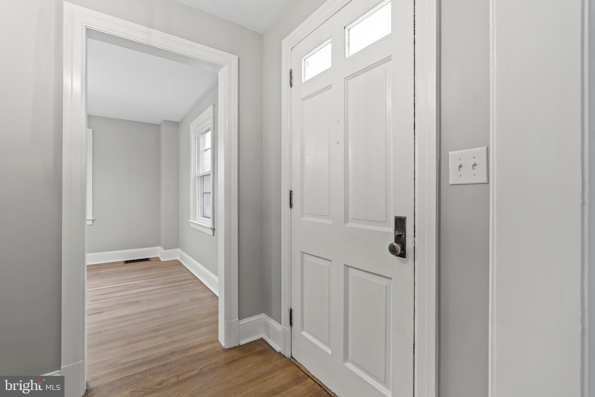 HALFWAY - Residential