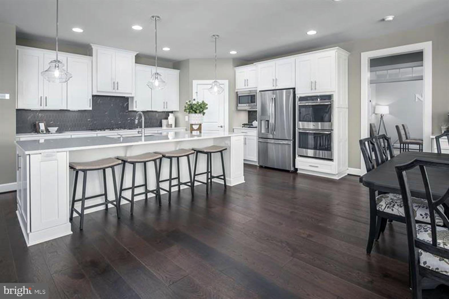 WESTMOUNT - Residential