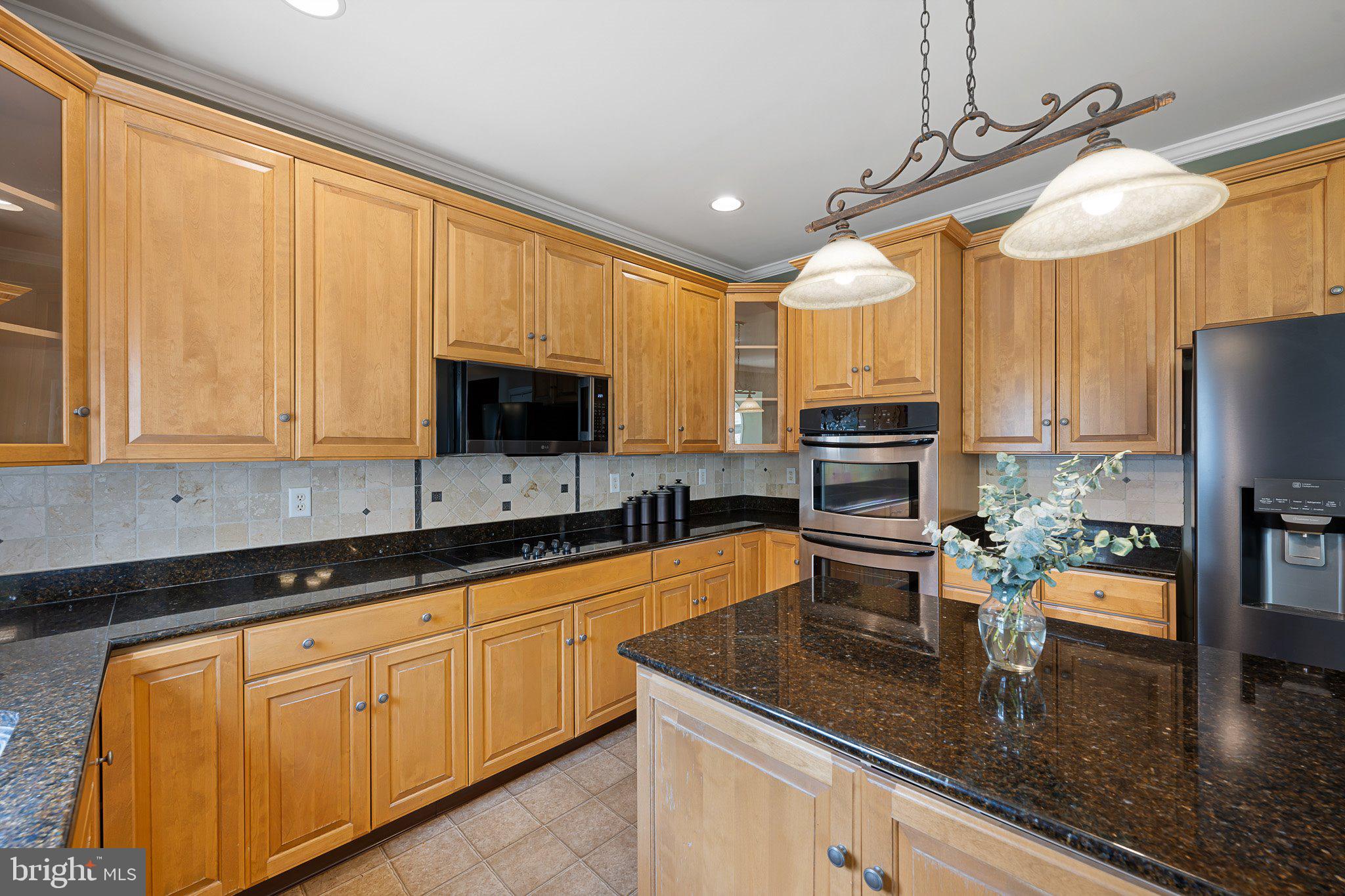 STONEGATE - Residential