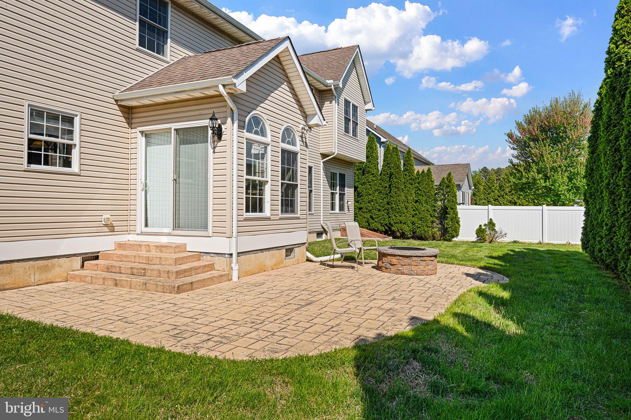 STONEGATE - Residential