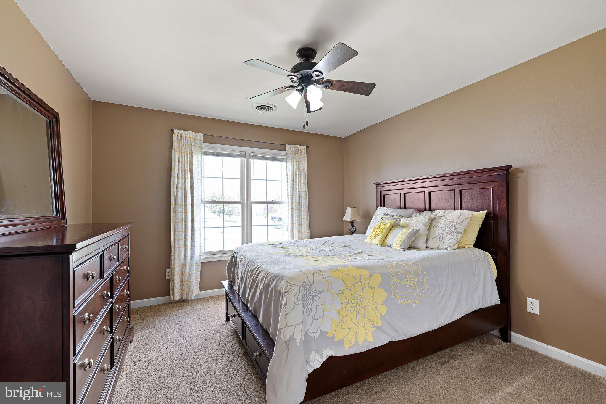 STONEGATE - Residential