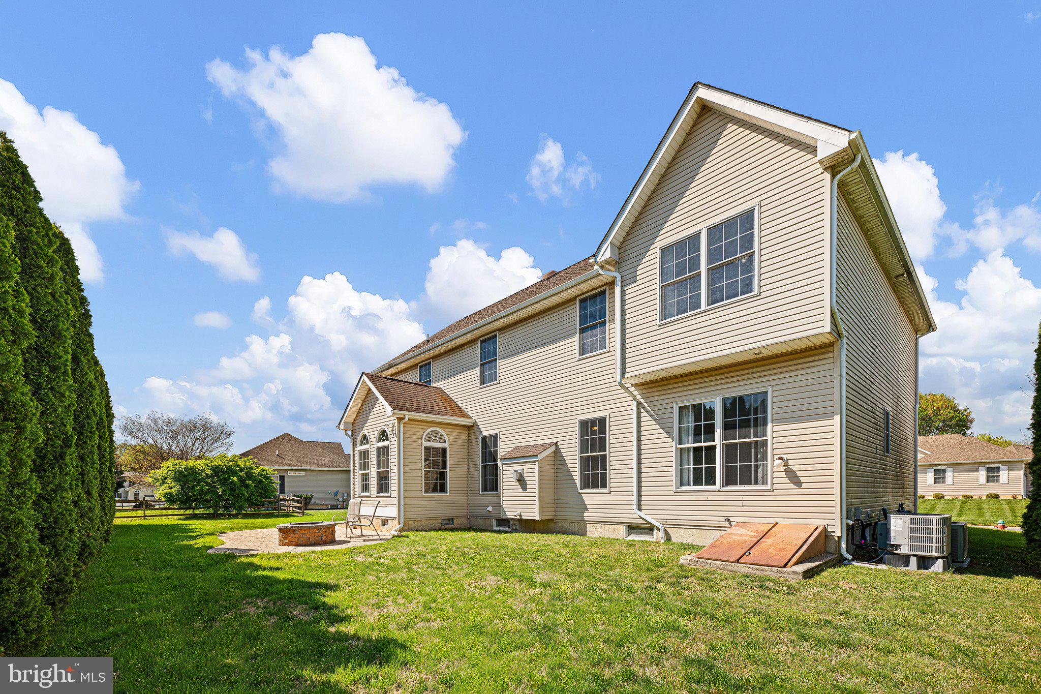 STONEGATE - Residential