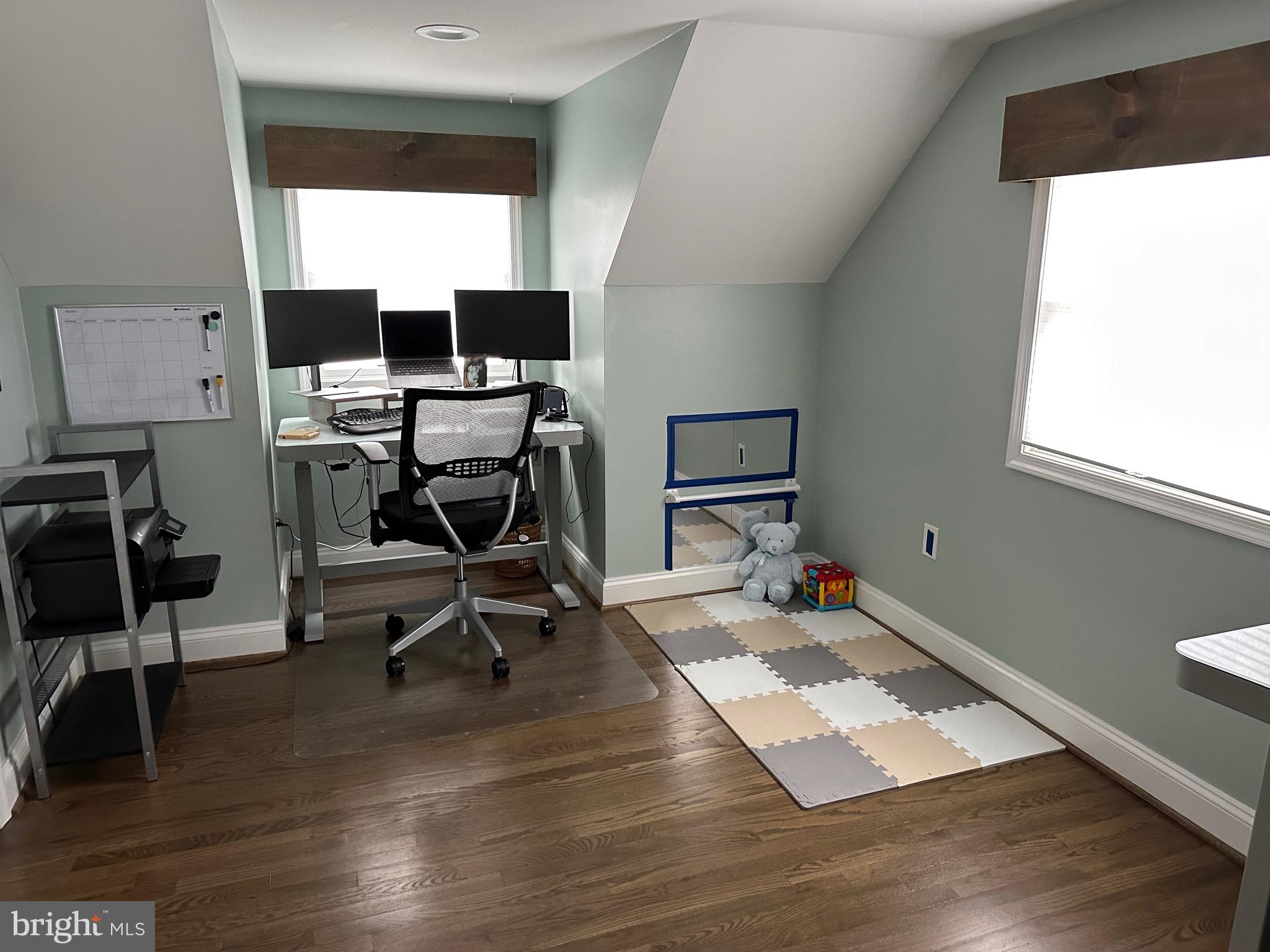 FAIRWAY GARDENS - Residential Lease