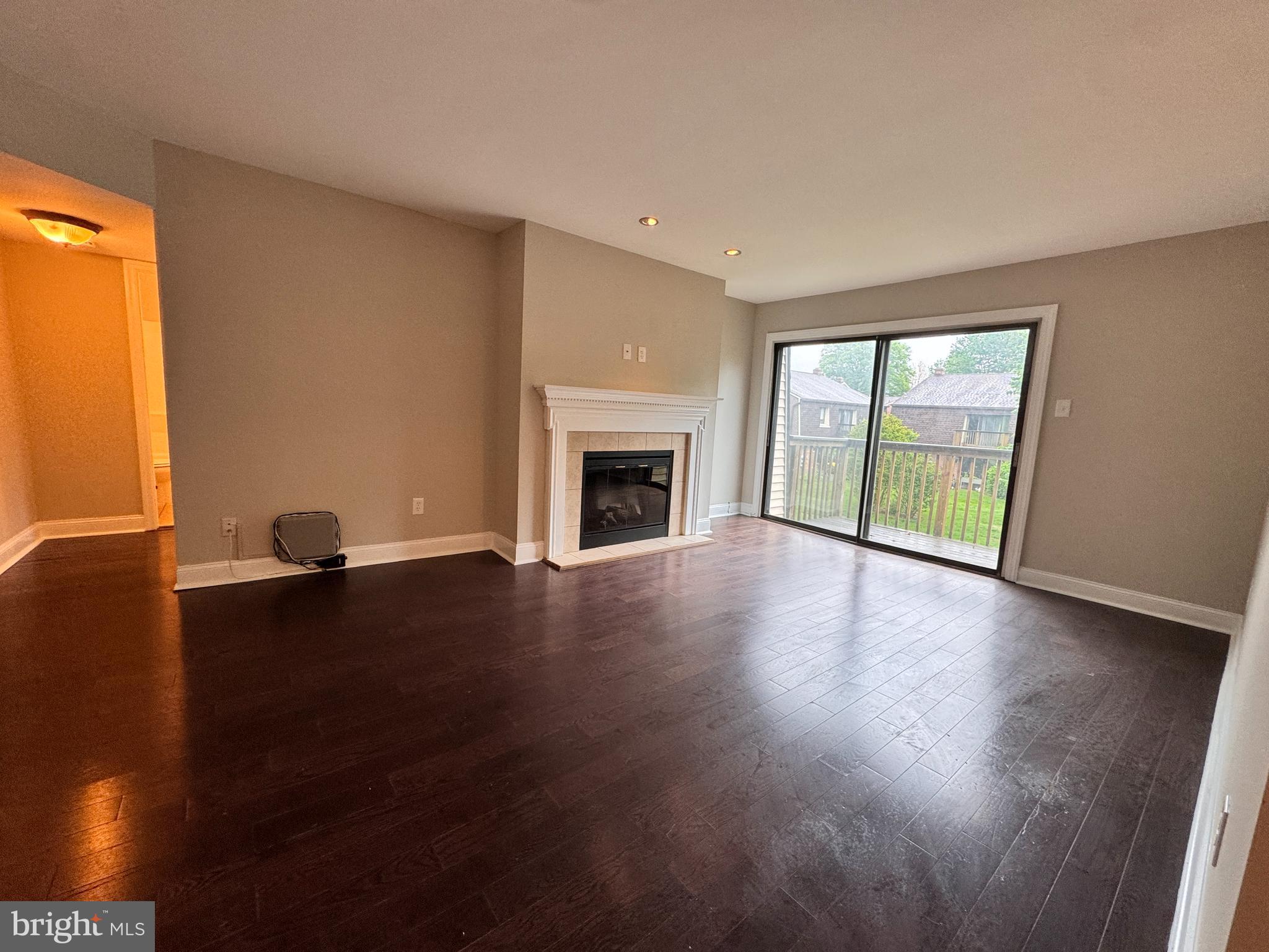 423 LAWRENCEVILLE ROAD 102