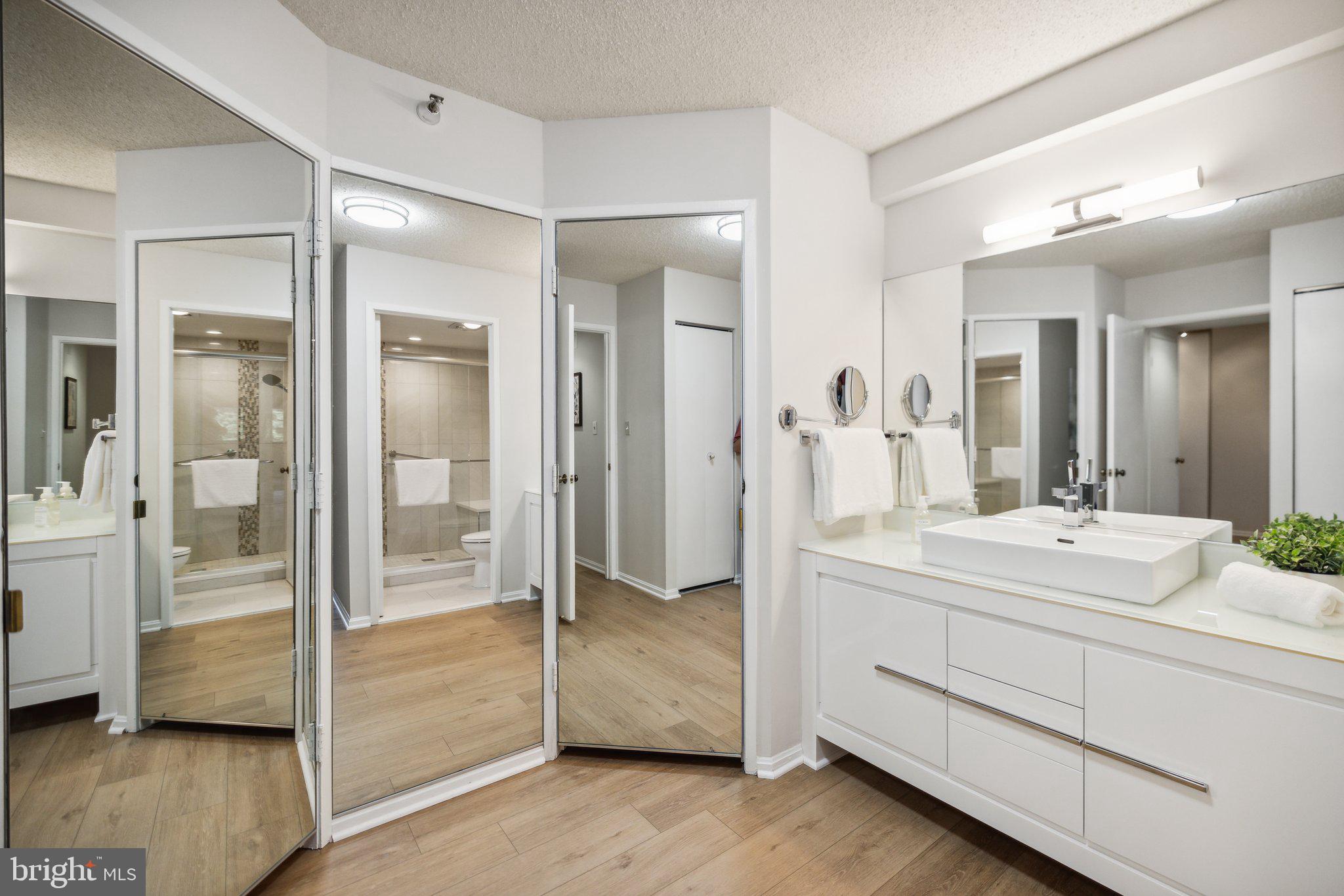 GREENS AT LEISURE WORLD - Residential