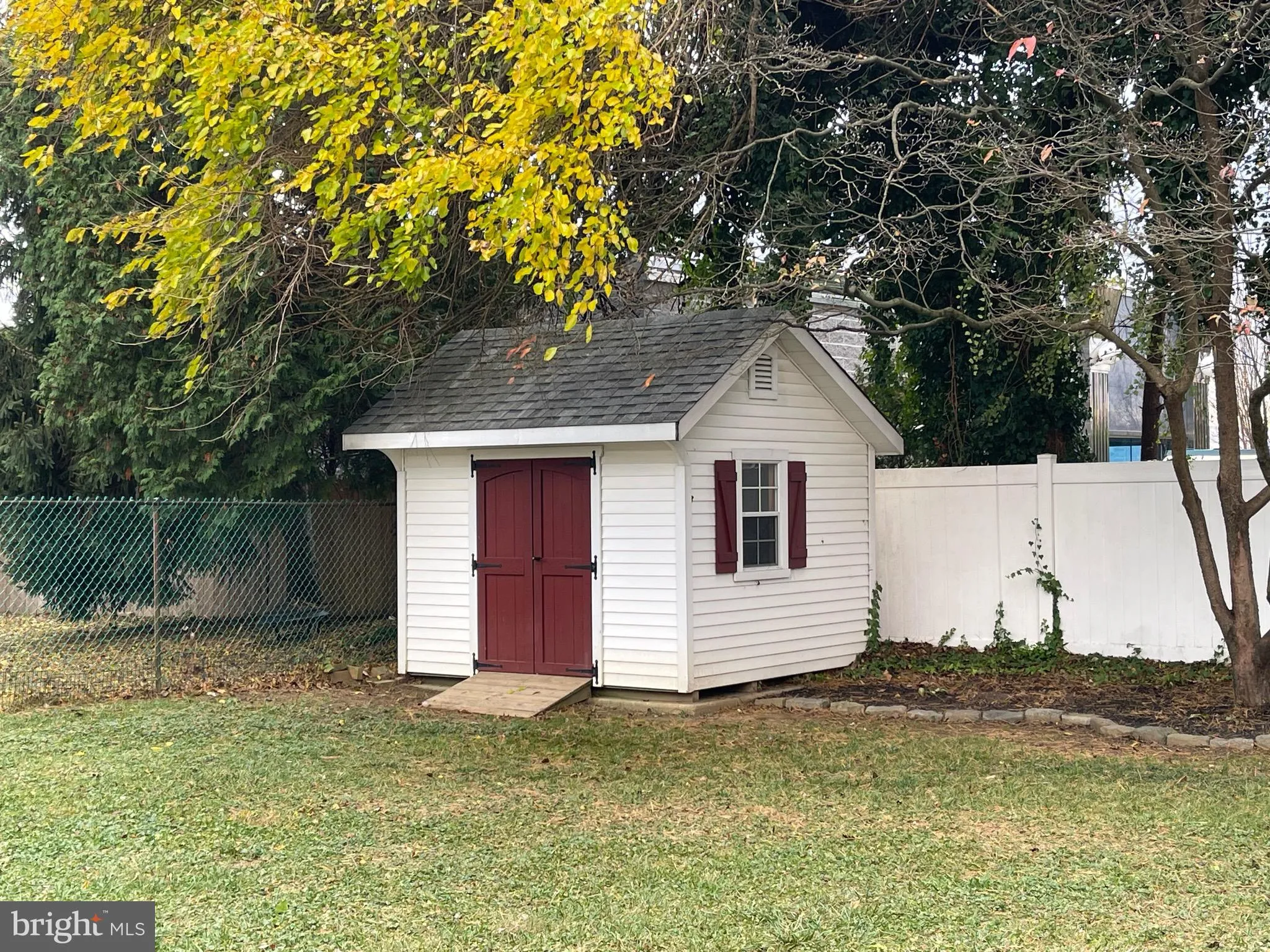 Springfield, Pennsylvania 19064, United States, 3 Bedrooms Bedrooms, ,2 BathroomsBathrooms,Residential,Coming Soon,238747