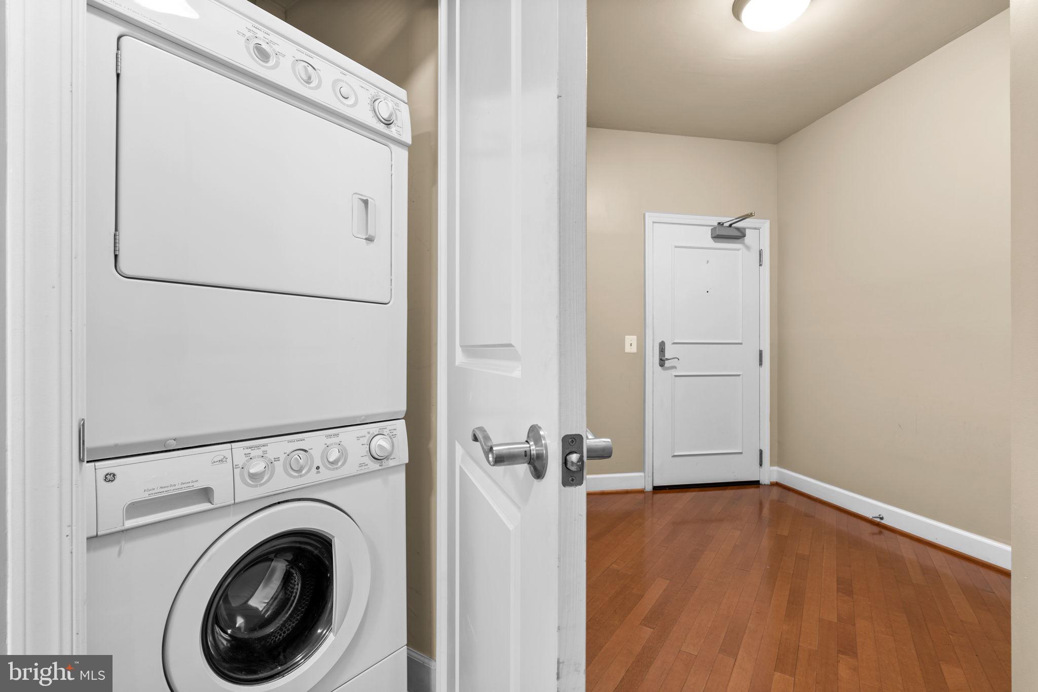 ECLIPSE ON CENTER PARK - Residential Lease