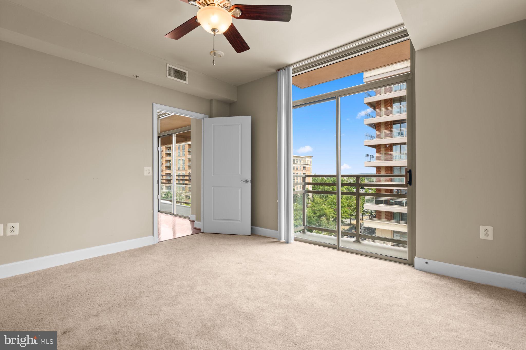 ECLIPSE ON CENTER PARK - Residential Lease