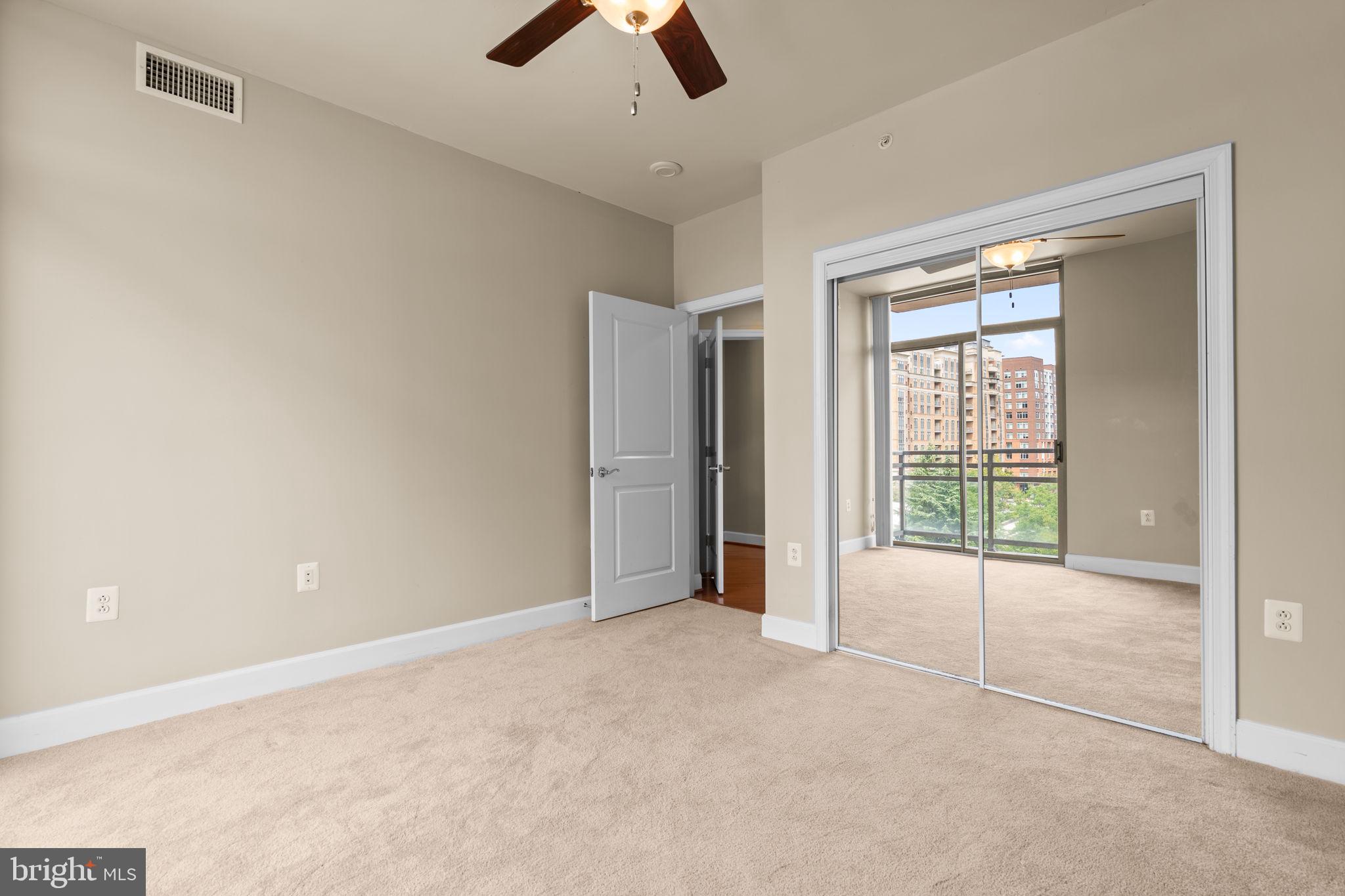 ECLIPSE ON CENTER PARK - Residential Lease