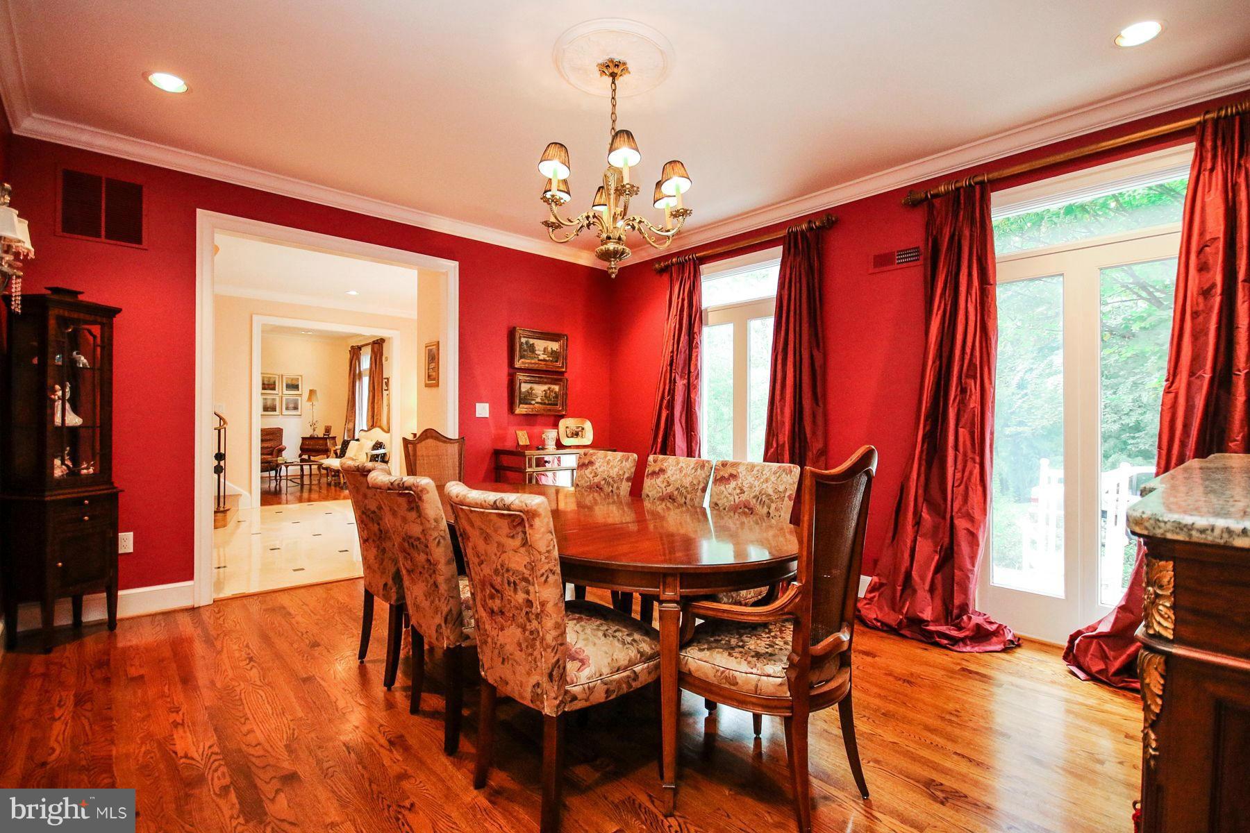 BELLEVUE FOREST - Residential