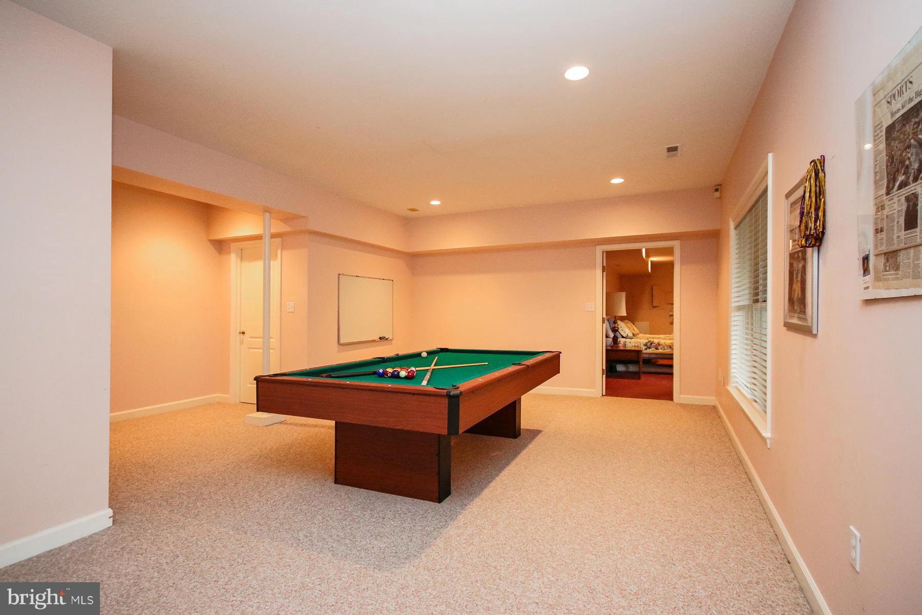 BELLEVUE FOREST - Residential