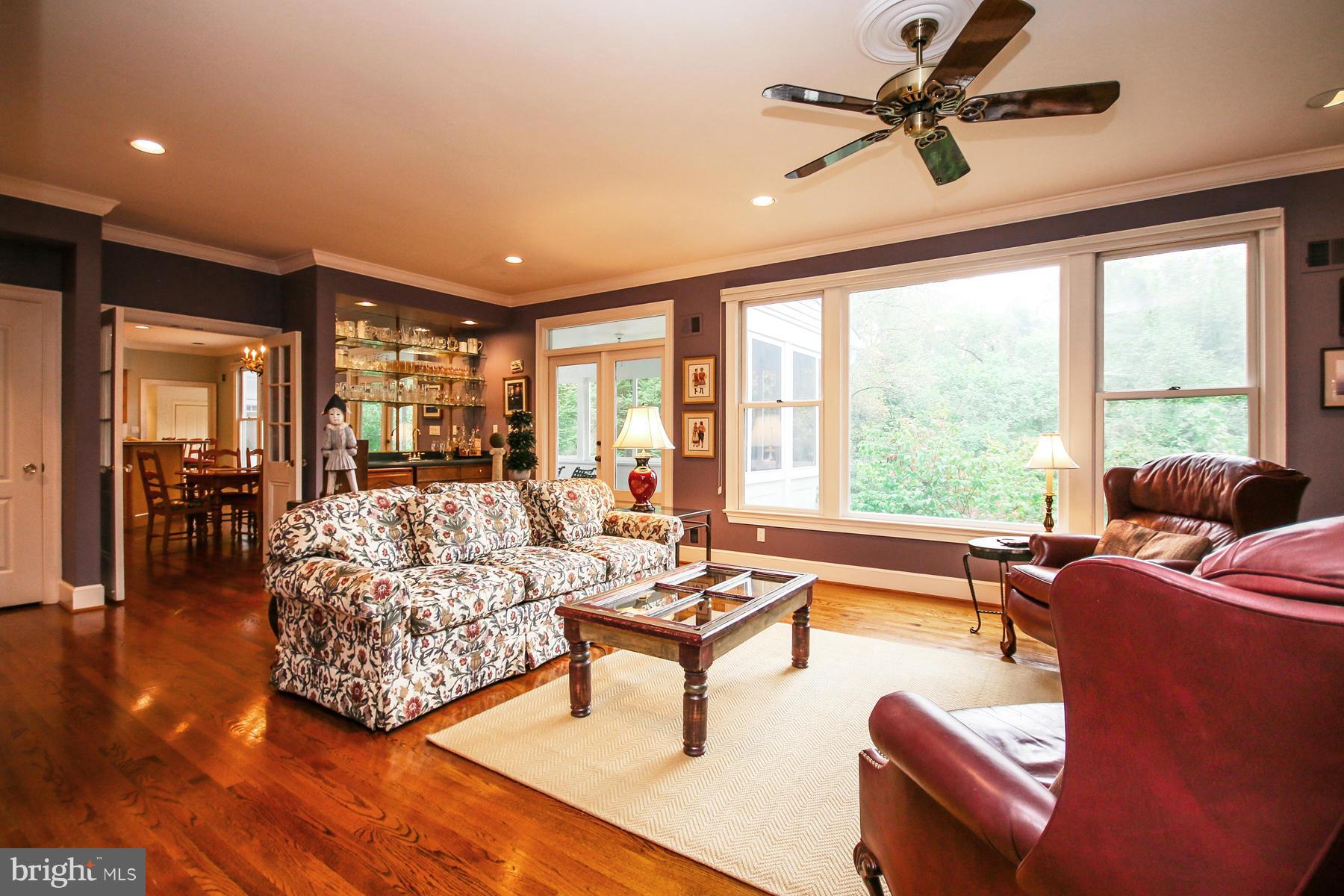 BELLEVUE FOREST - Residential