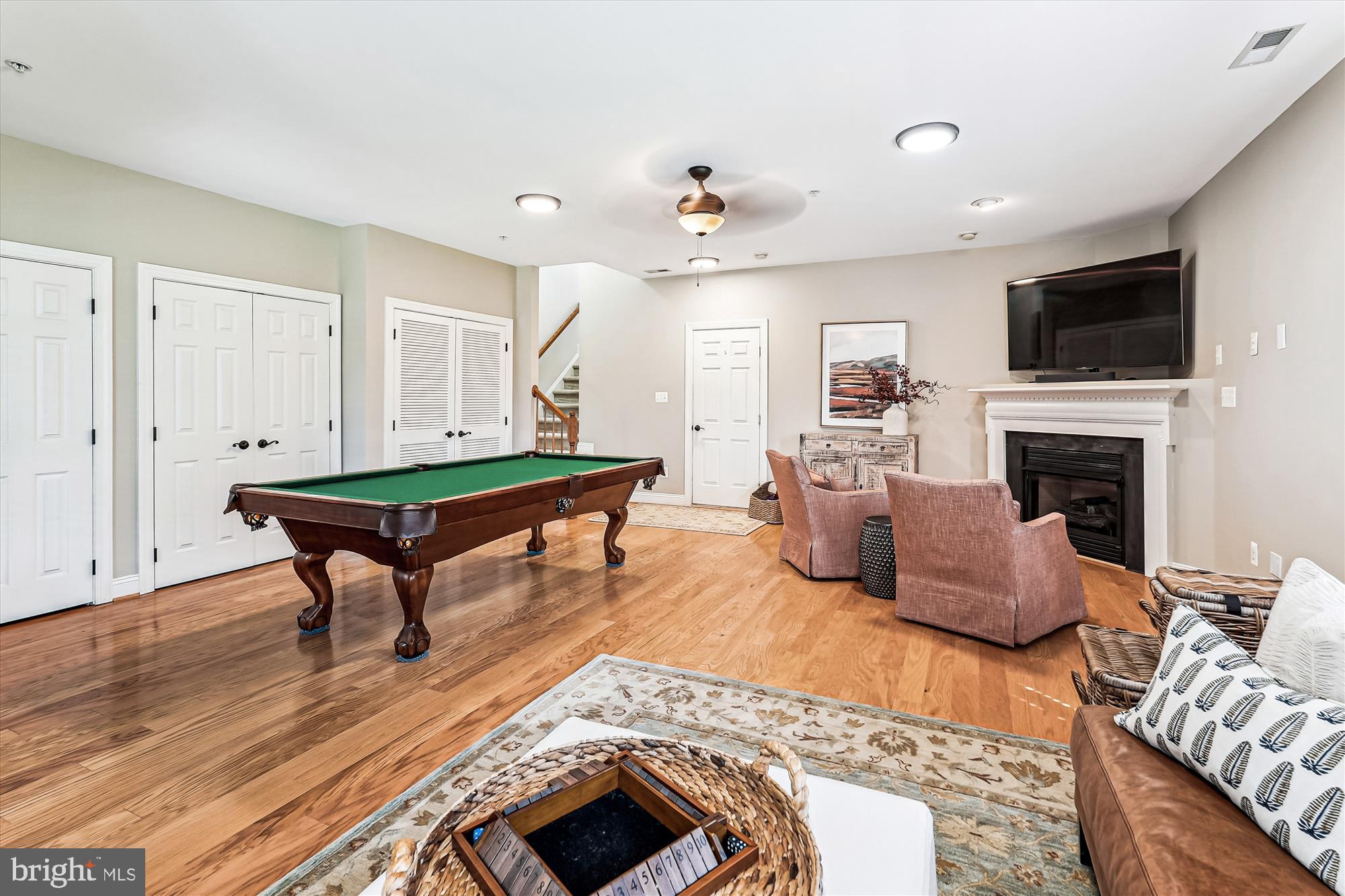 RIVER CREEK - Residential