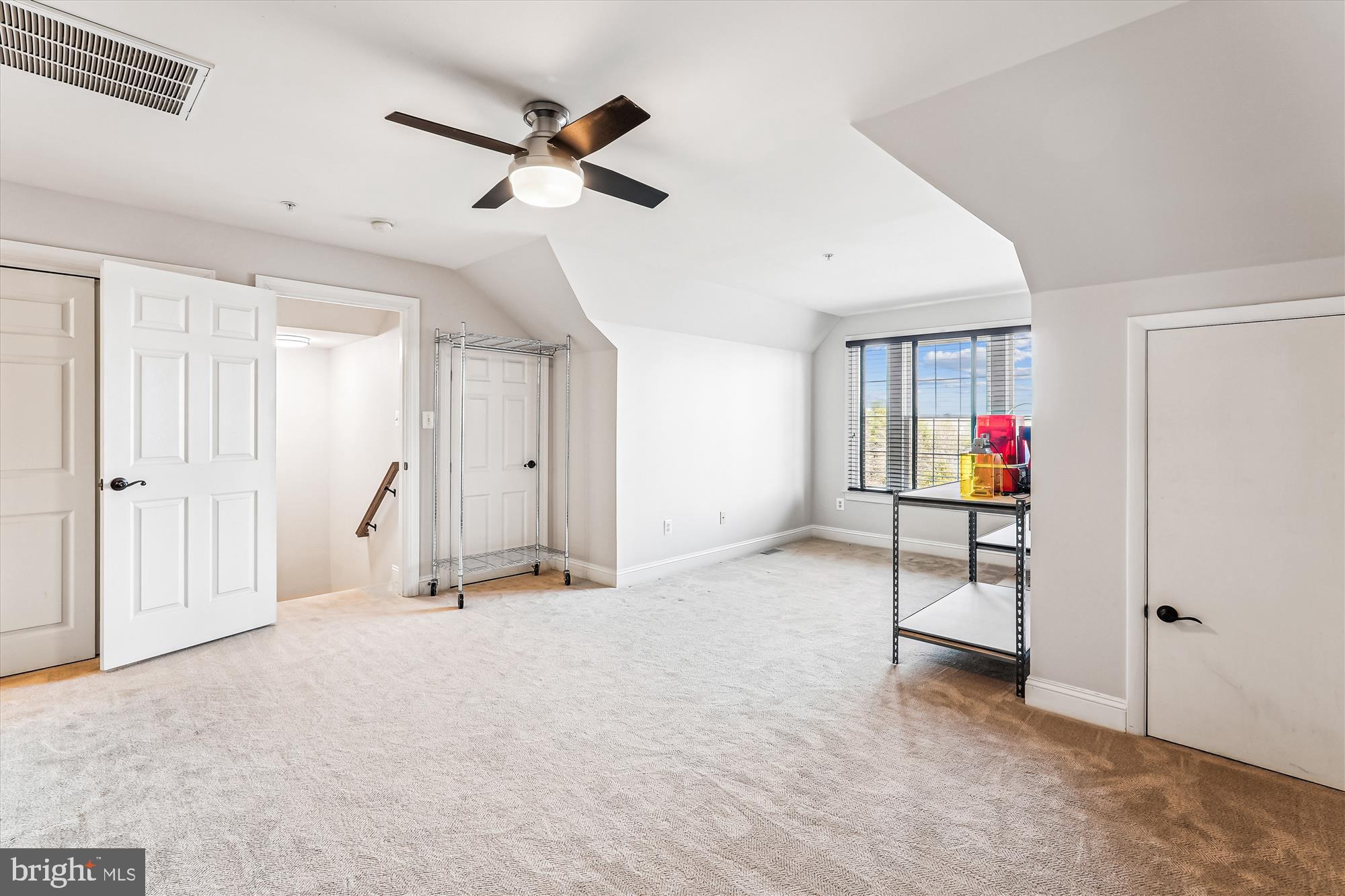 RIVER CREEK - Residential