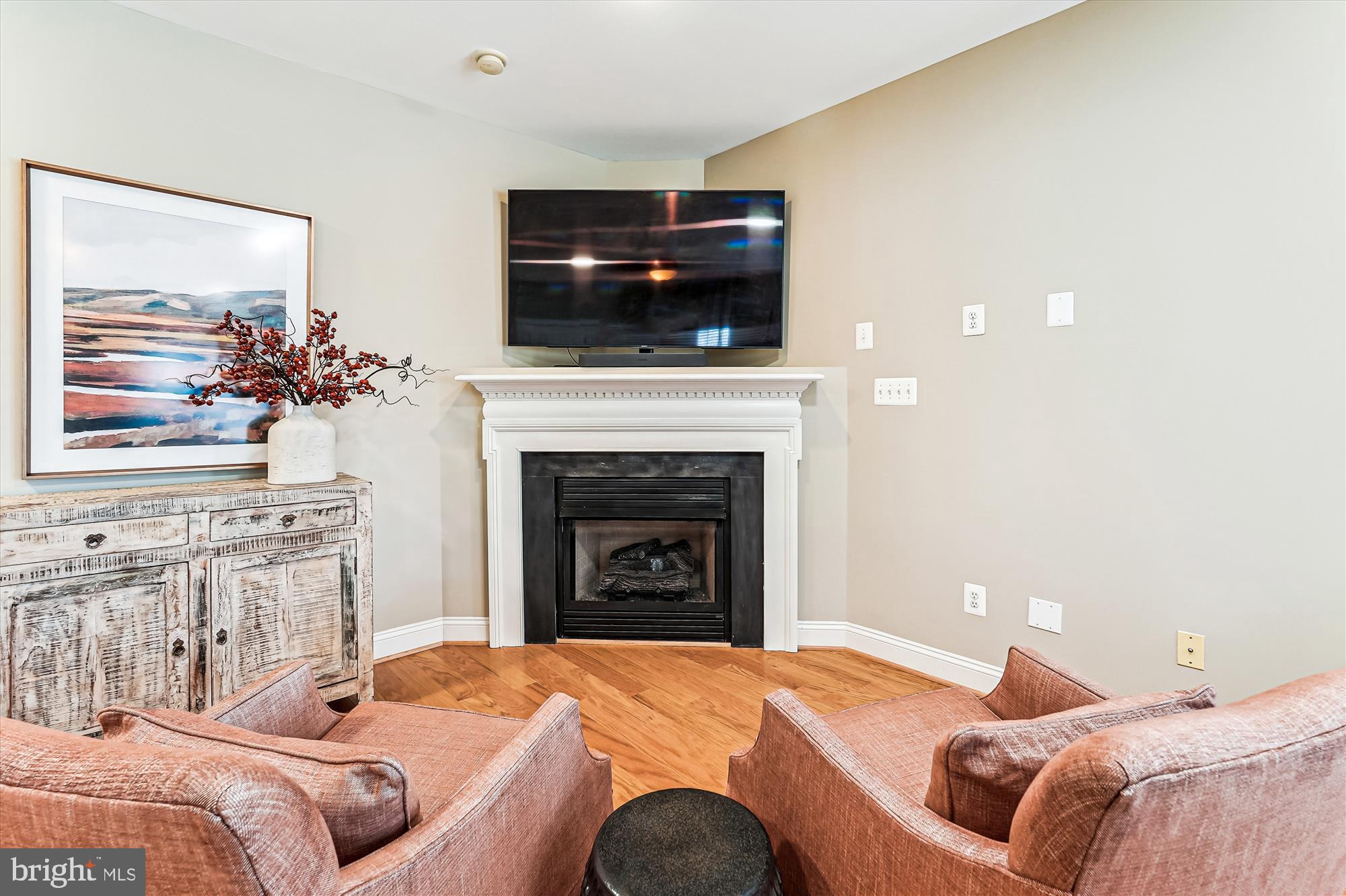 RIVER CREEK - Residential