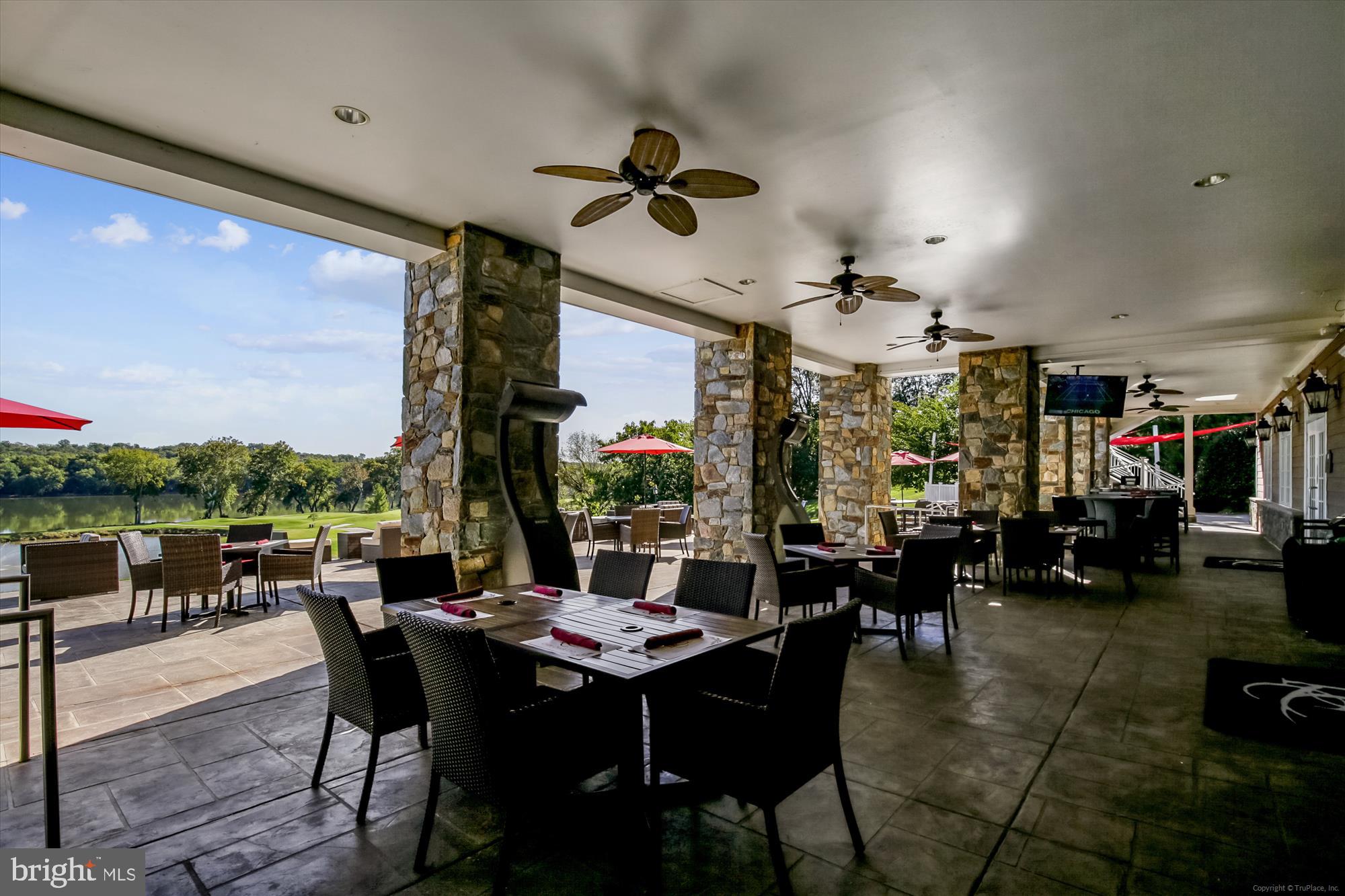 RIVER CREEK - Residential