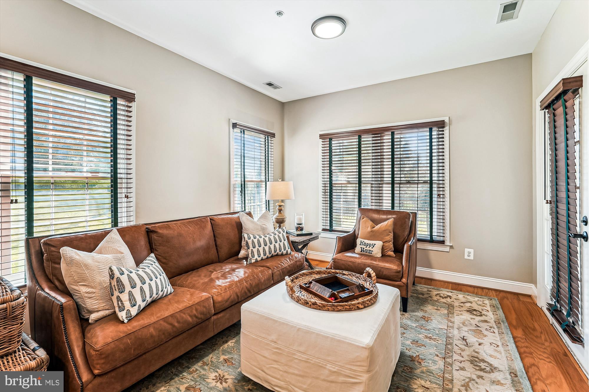 RIVER CREEK - Residential