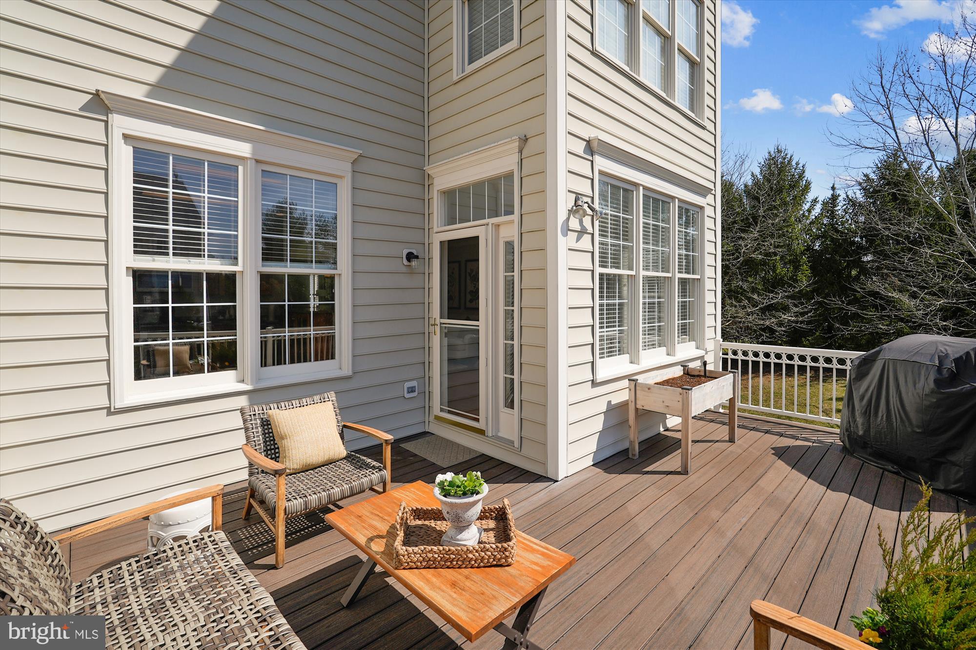 RIVER CREEK - Residential