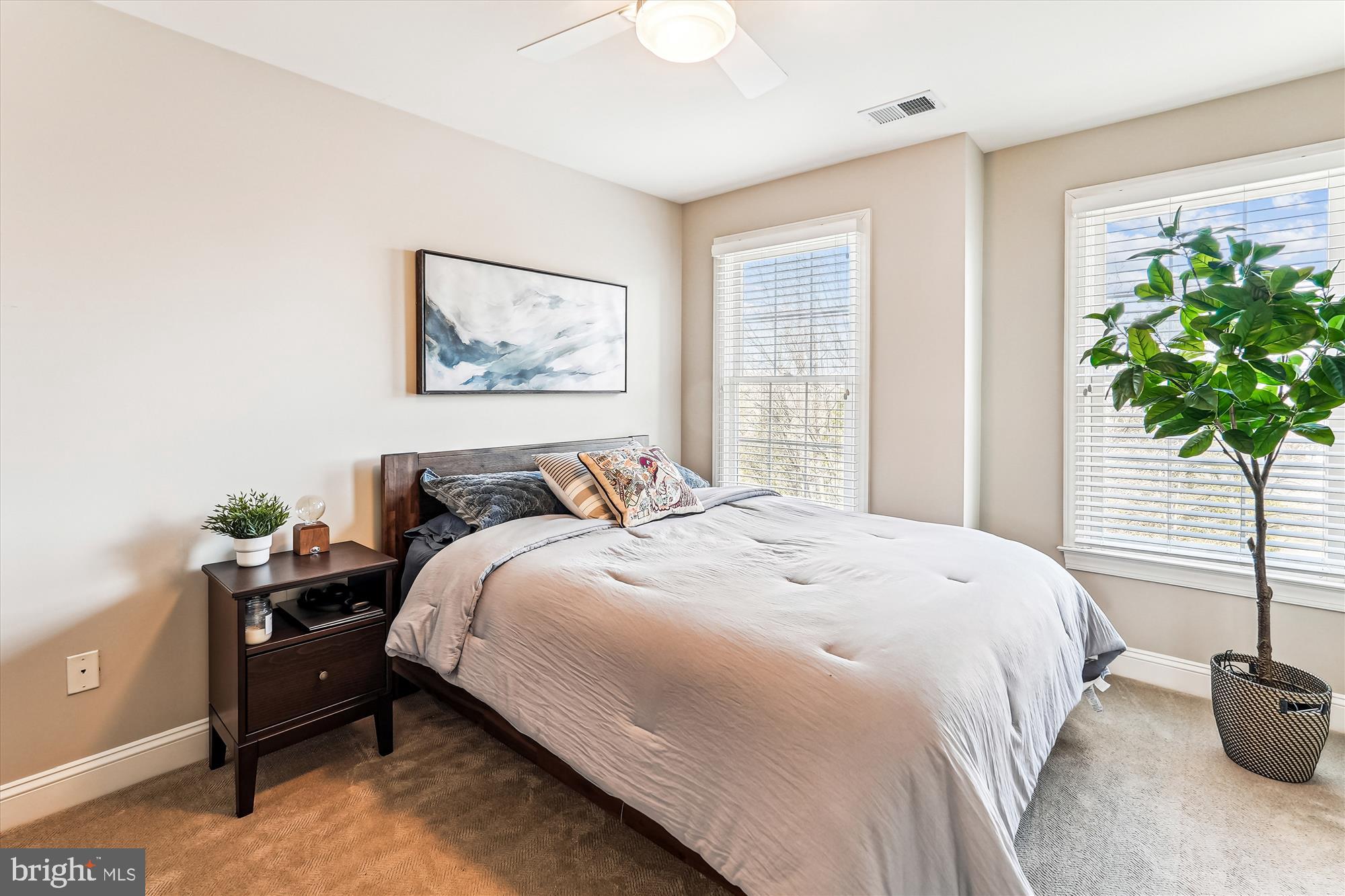 RIVER CREEK - Residential