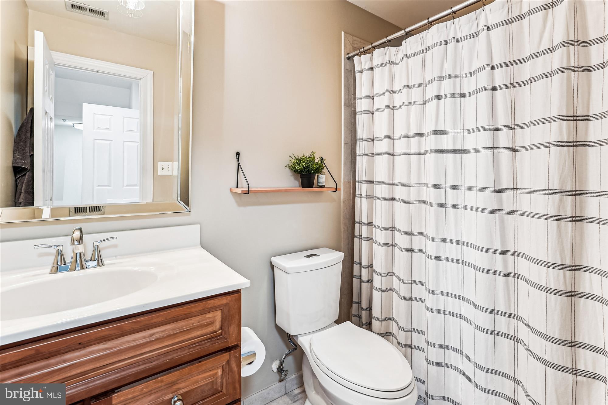 RIVER CREEK - Residential