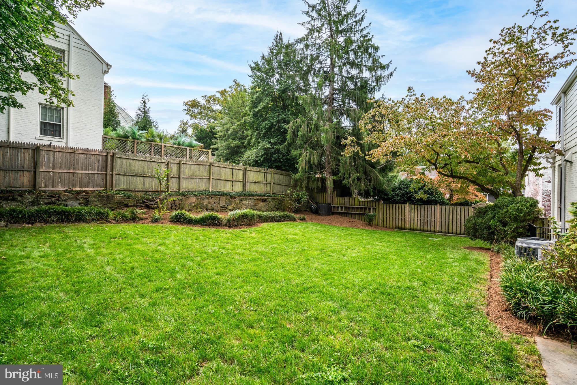 WESTGATE - Residential