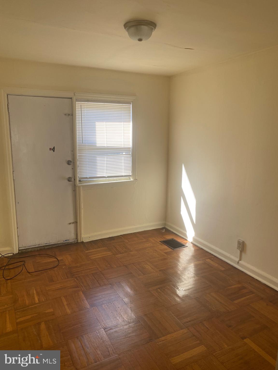 JUNIATA - Residential