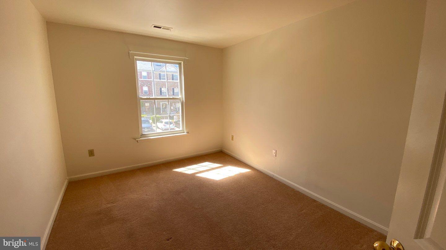 SEVEN OAKS - Residential Lease