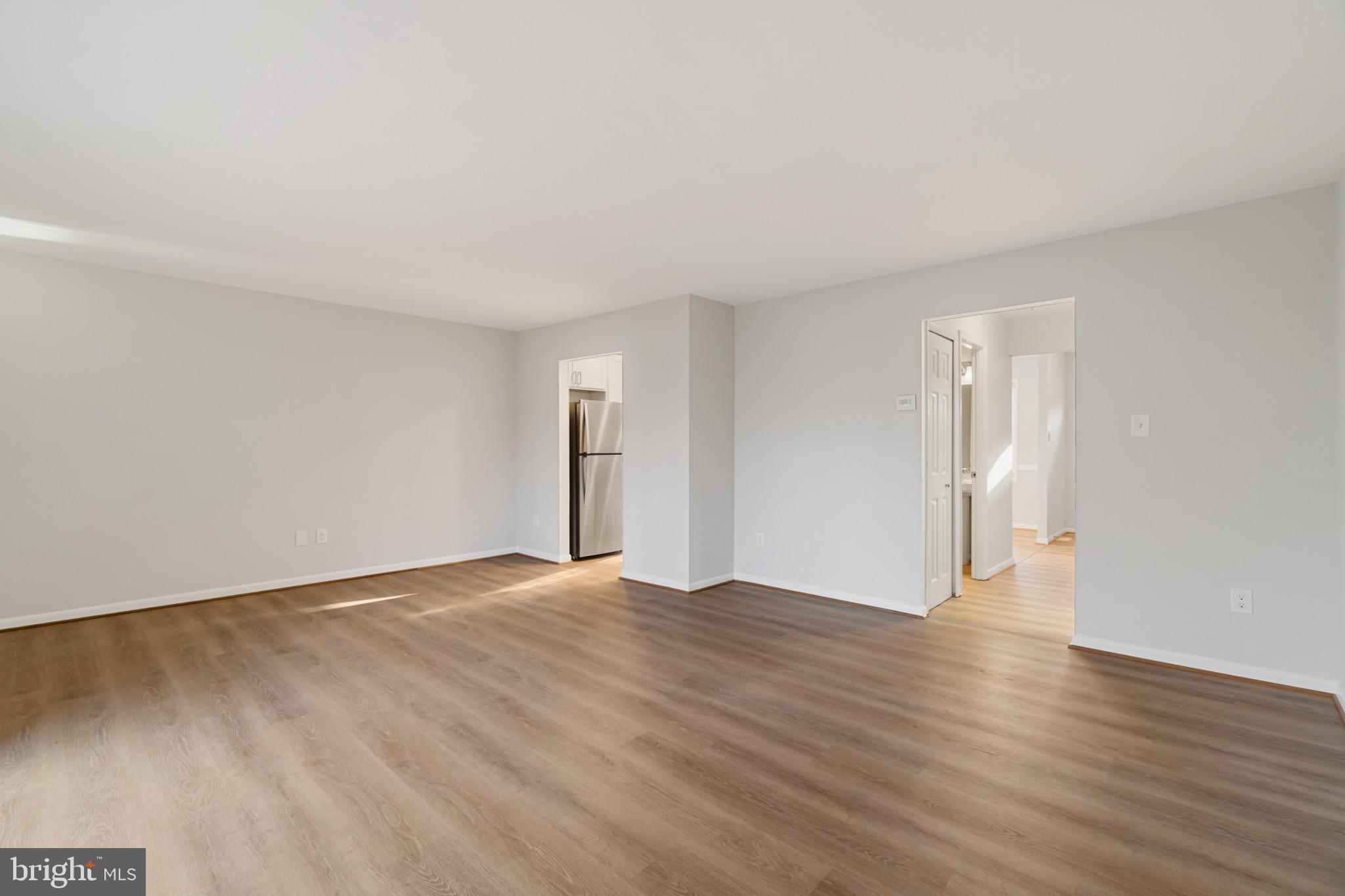 BAY HILLS TANGLEWOOD II - Residential Lease