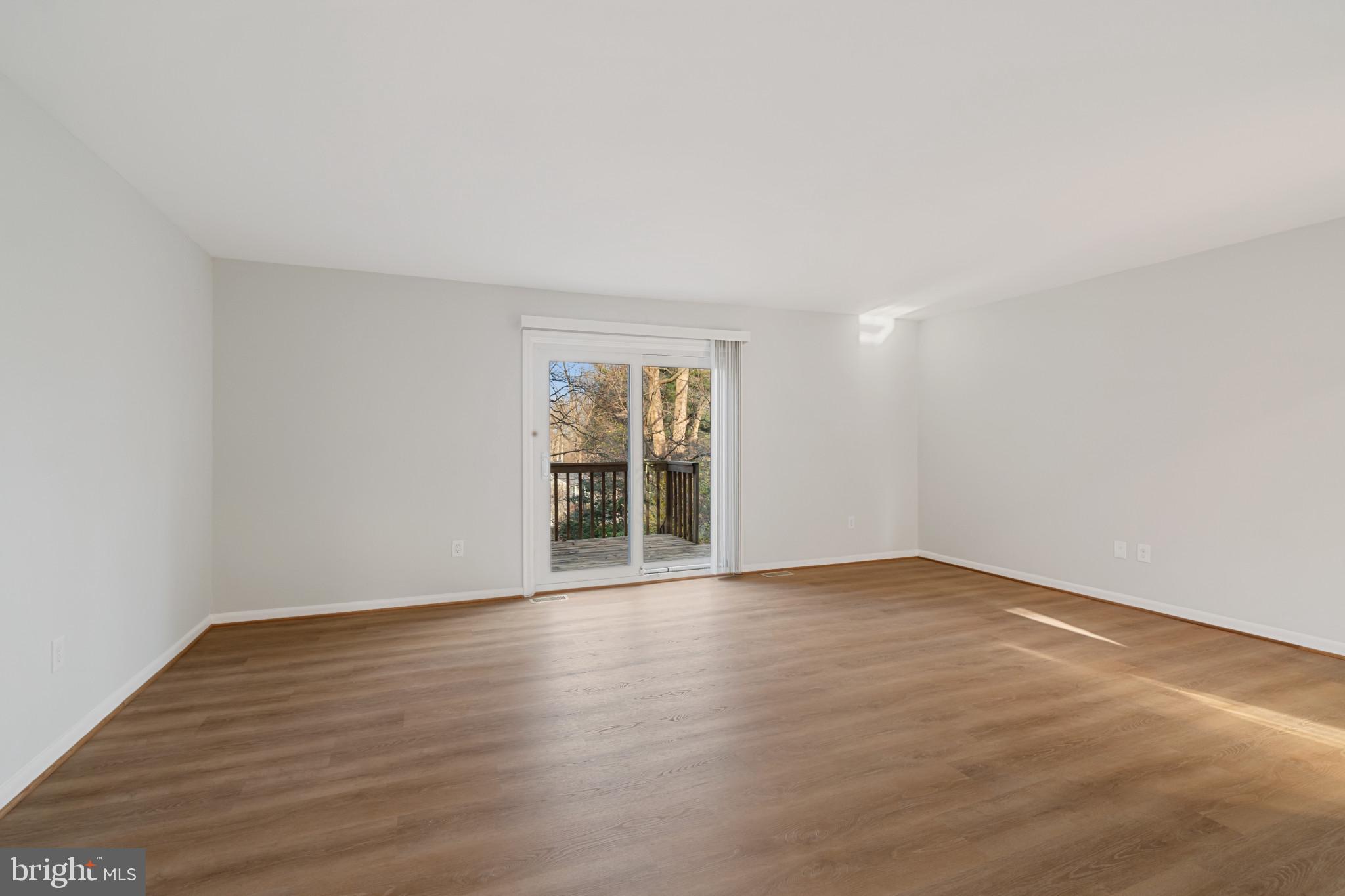 BAY HILLS TANGLEWOOD II - Residential Lease