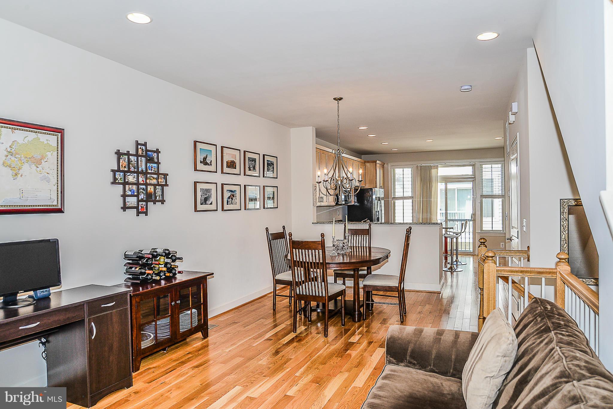 SHIRLINGTON CREST - Residential