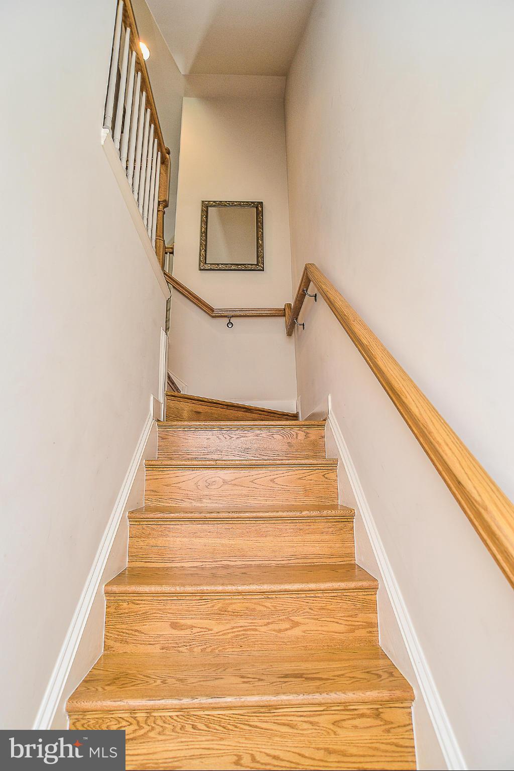 SHIRLINGTON CREST - Residential