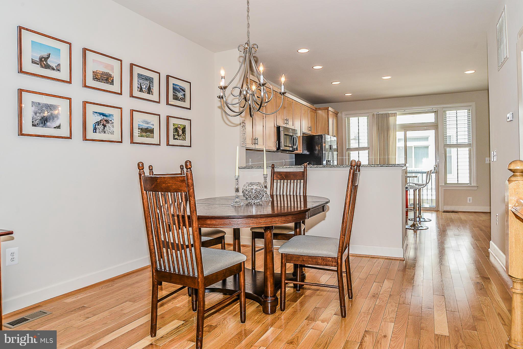 SHIRLINGTON CREST - Residential