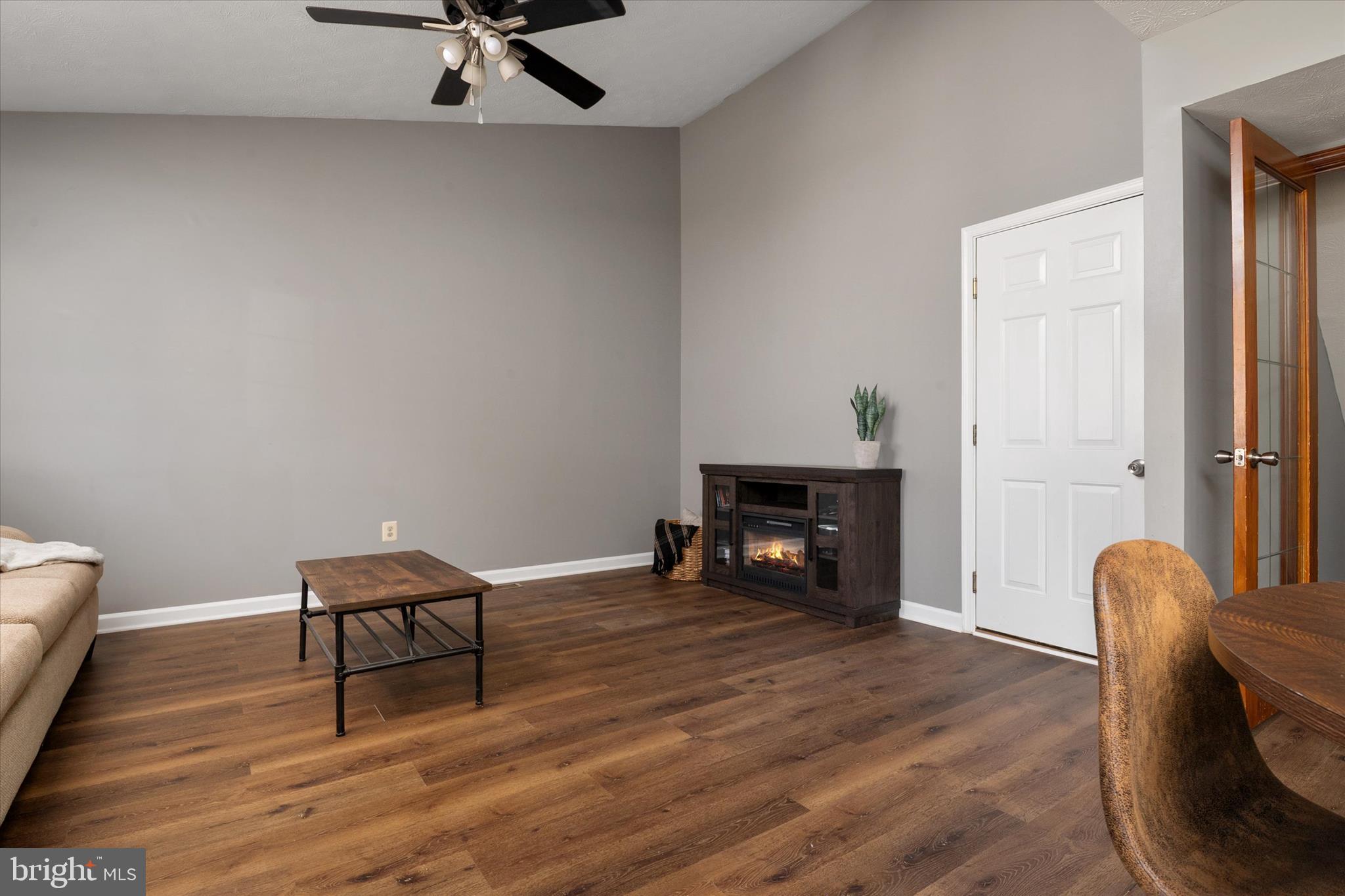 SANDRIDGE - Residential