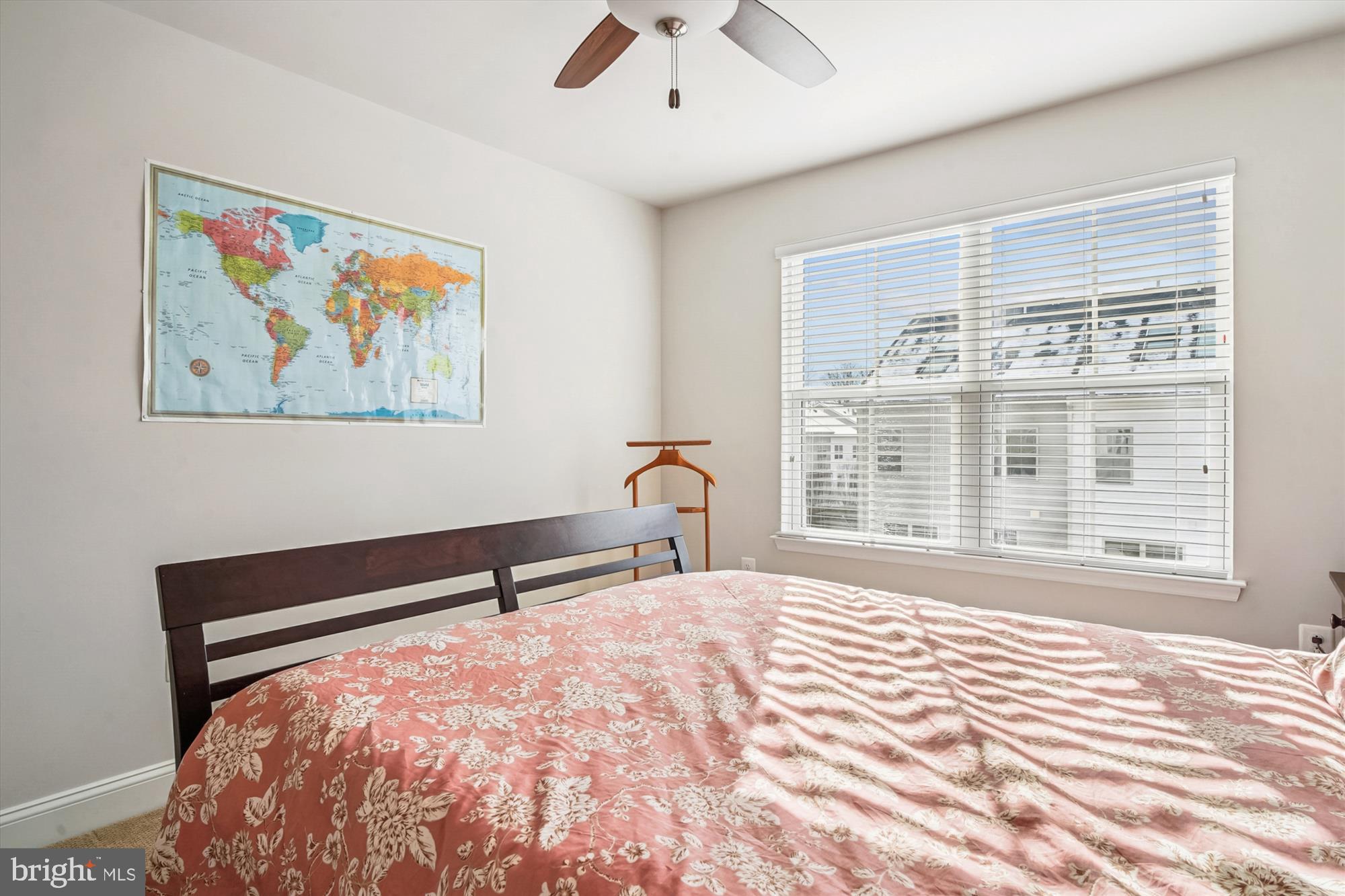 VILLAGE GREENS - Residential