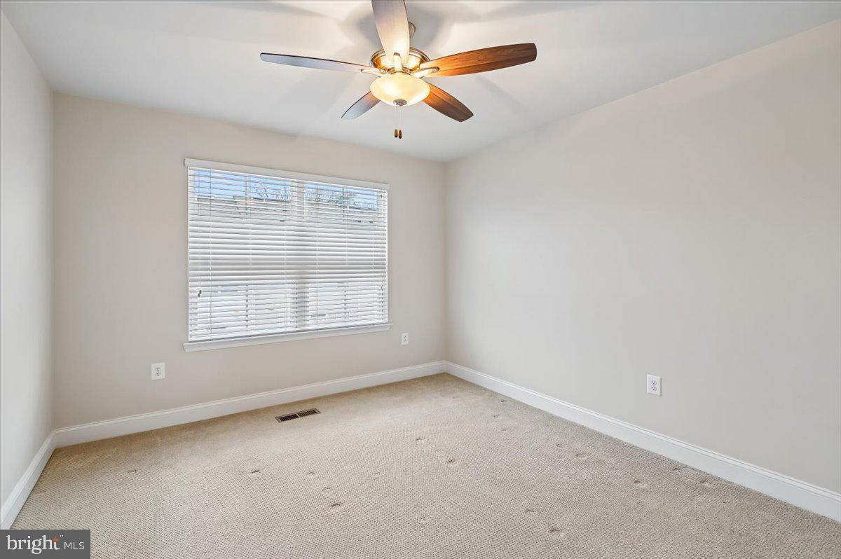 VILLAGE GREENS - Residential