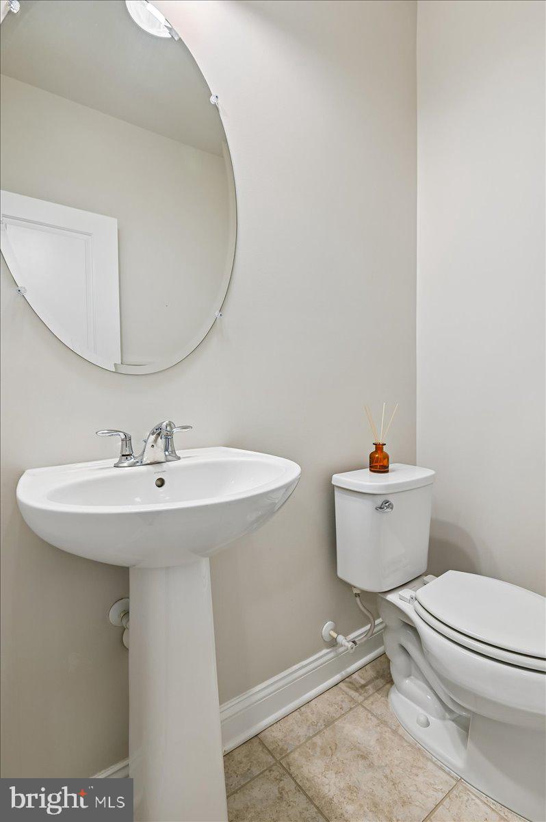 VILLAGE GREENS - Residential